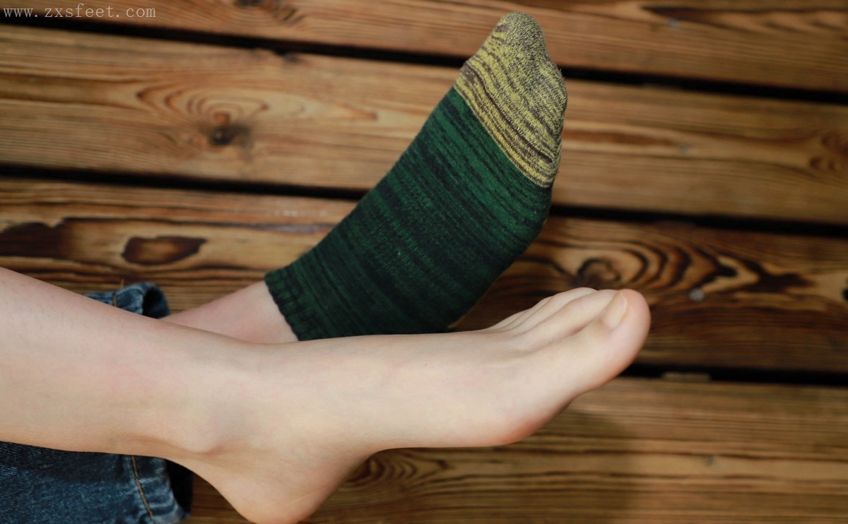 《秋季の袜子》作品图