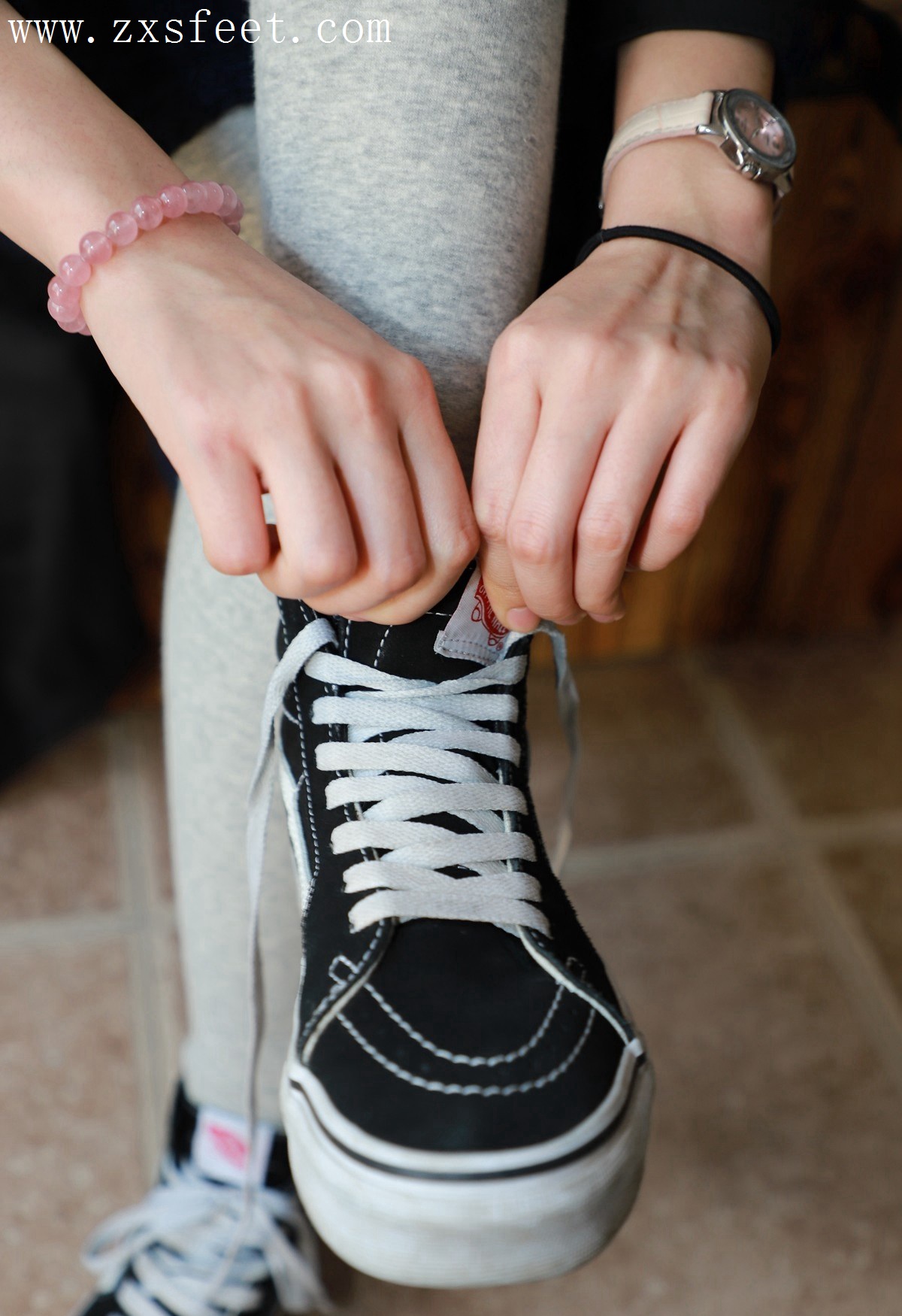 《秋季潮流袜子》作品图