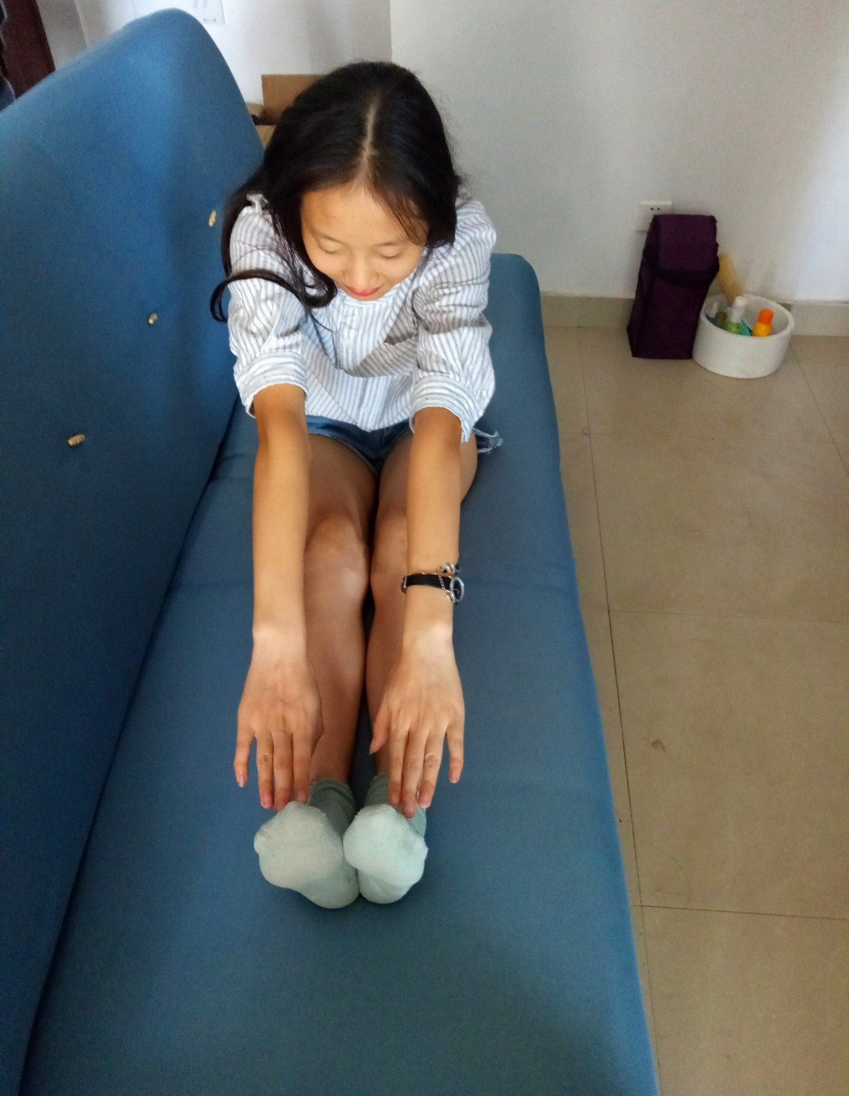 《家中不洗脚的妹妹》作品图