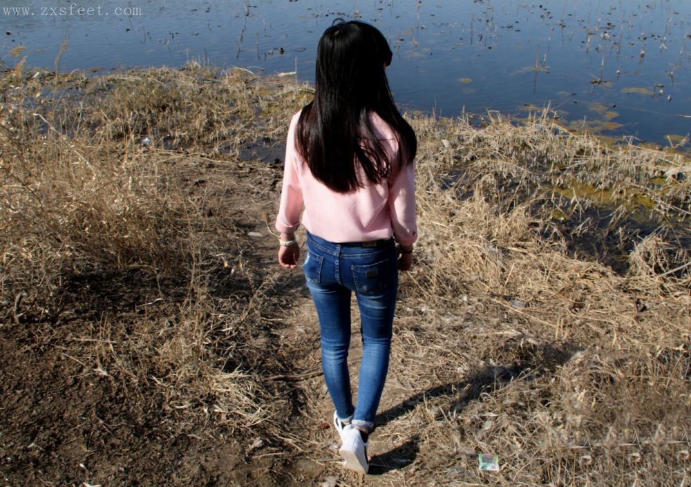 《湖边微风吹》作品图