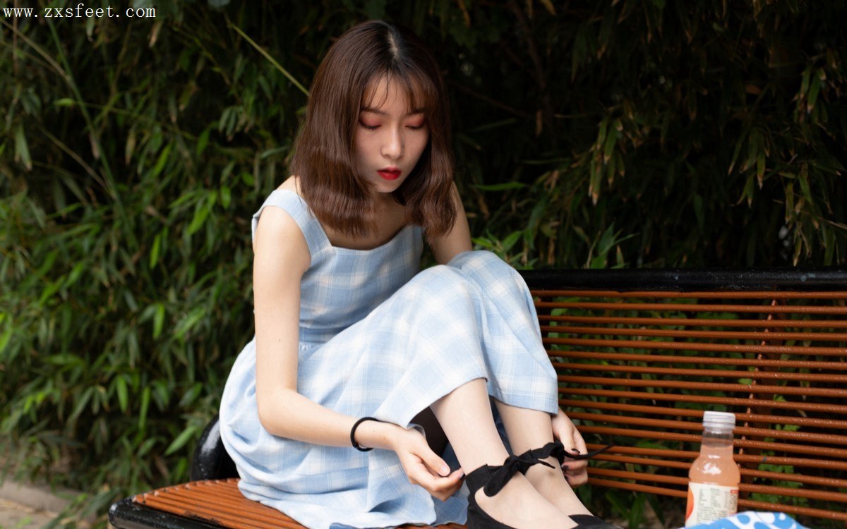 《猫儿小姐姐》作品图