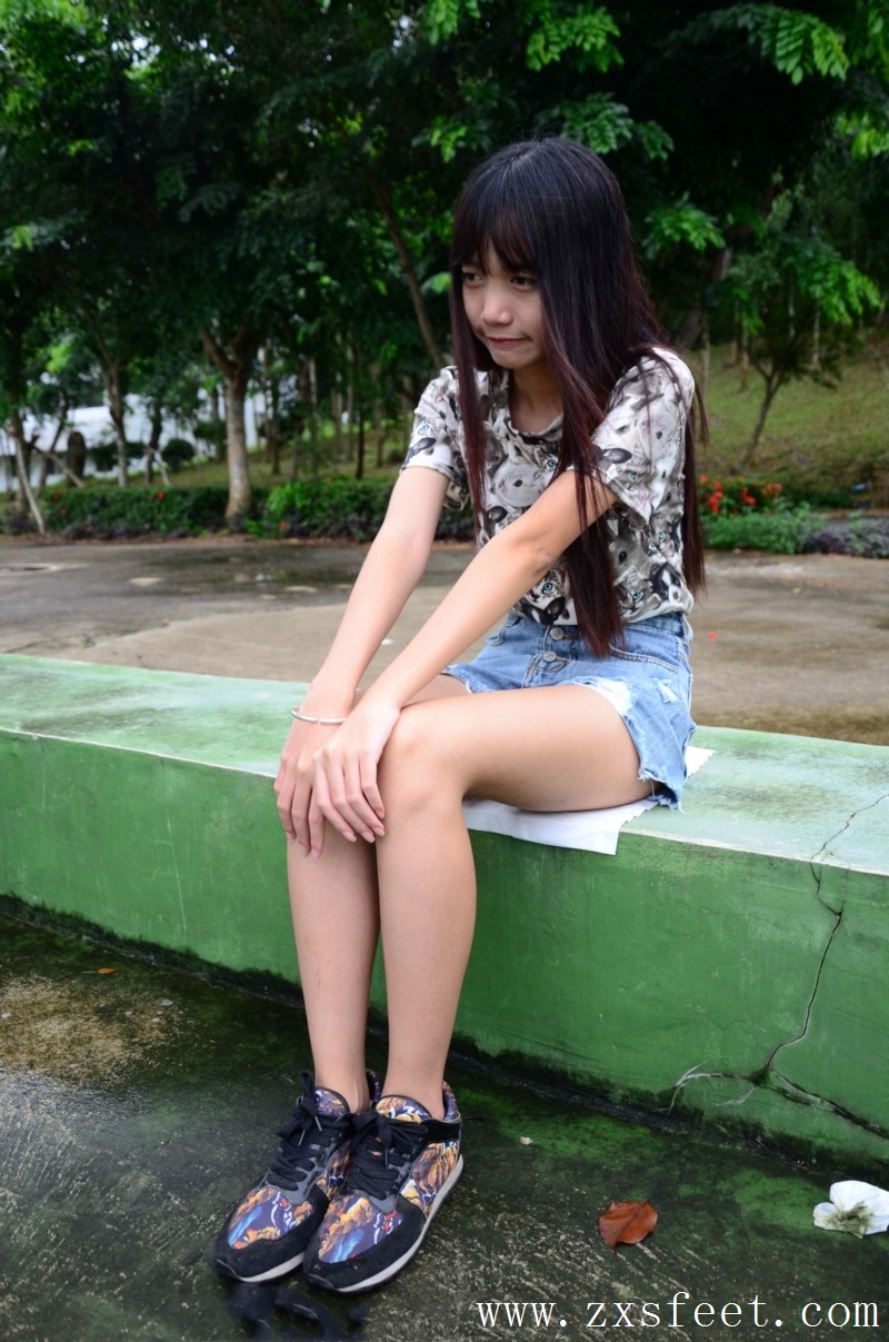 《在路边歇歇脚》作品图