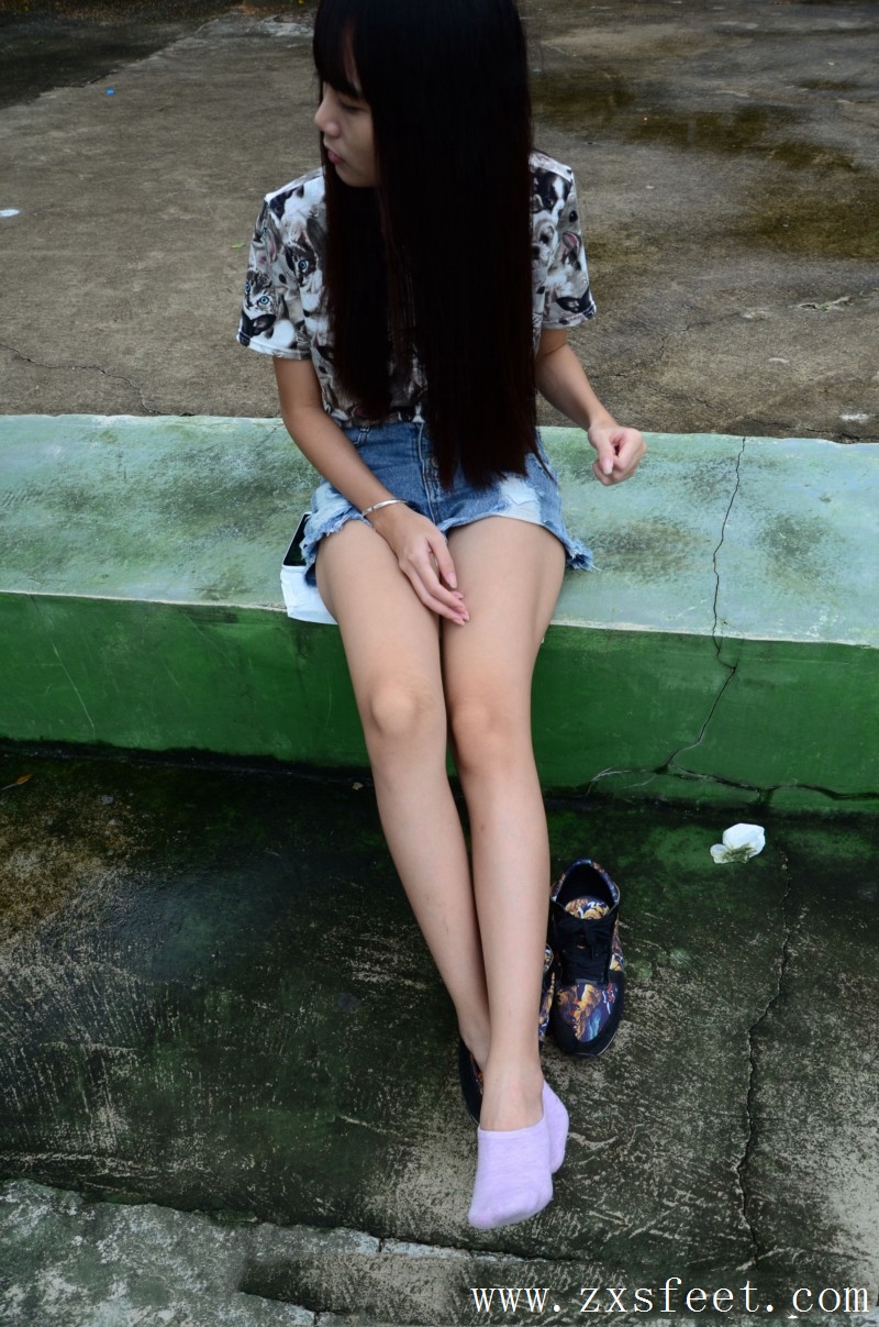 《在路边歇歇脚》作品图