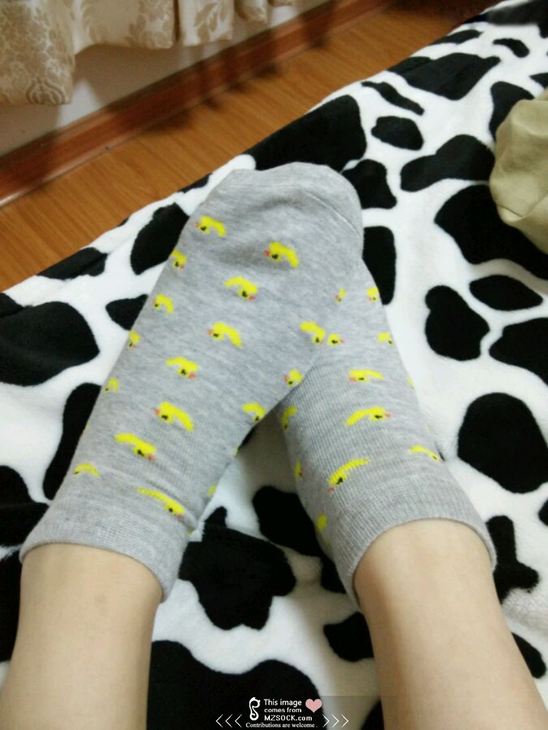 《微信里的恋足女友》作品图