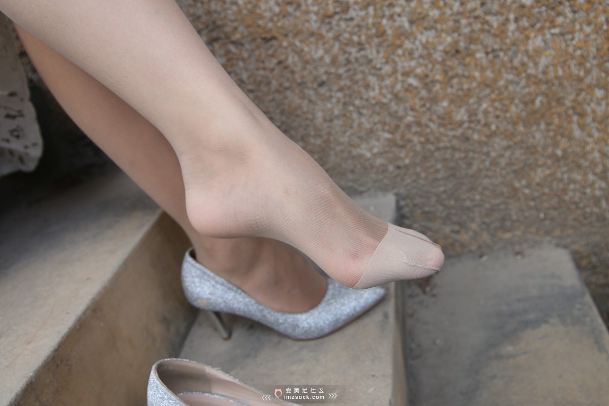 《性感小姐姐 高跟小肉丝》作品图