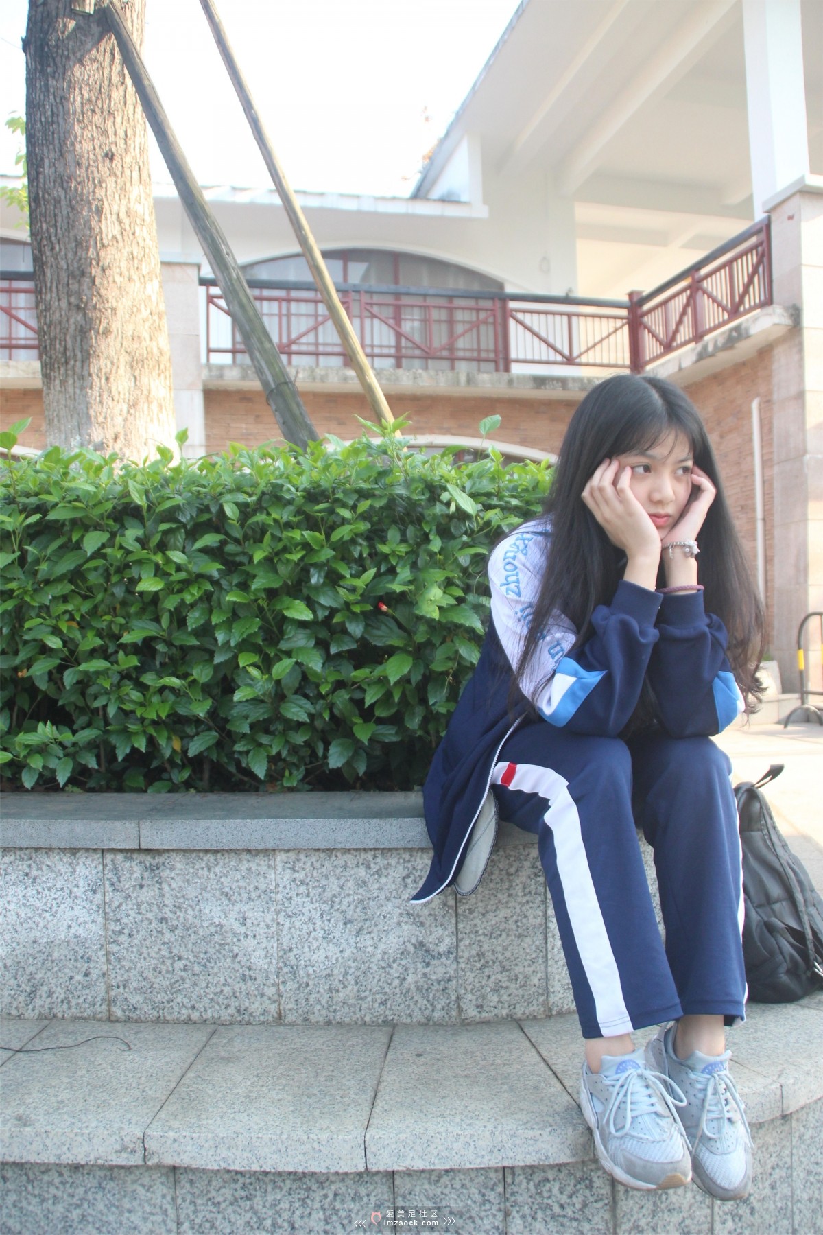 《会一字马的女神能能》作品图