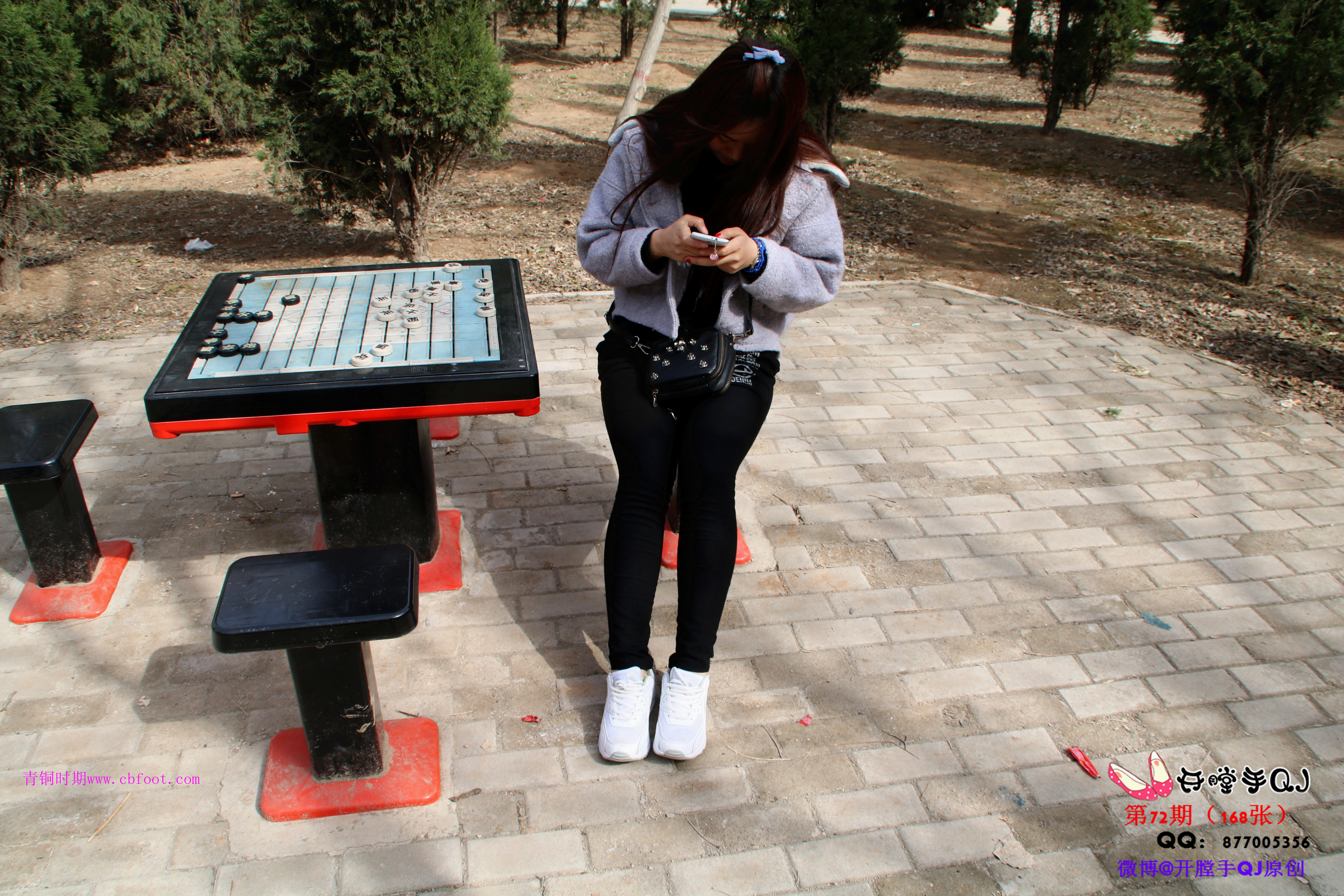 《公园锦袜约拍》作品图