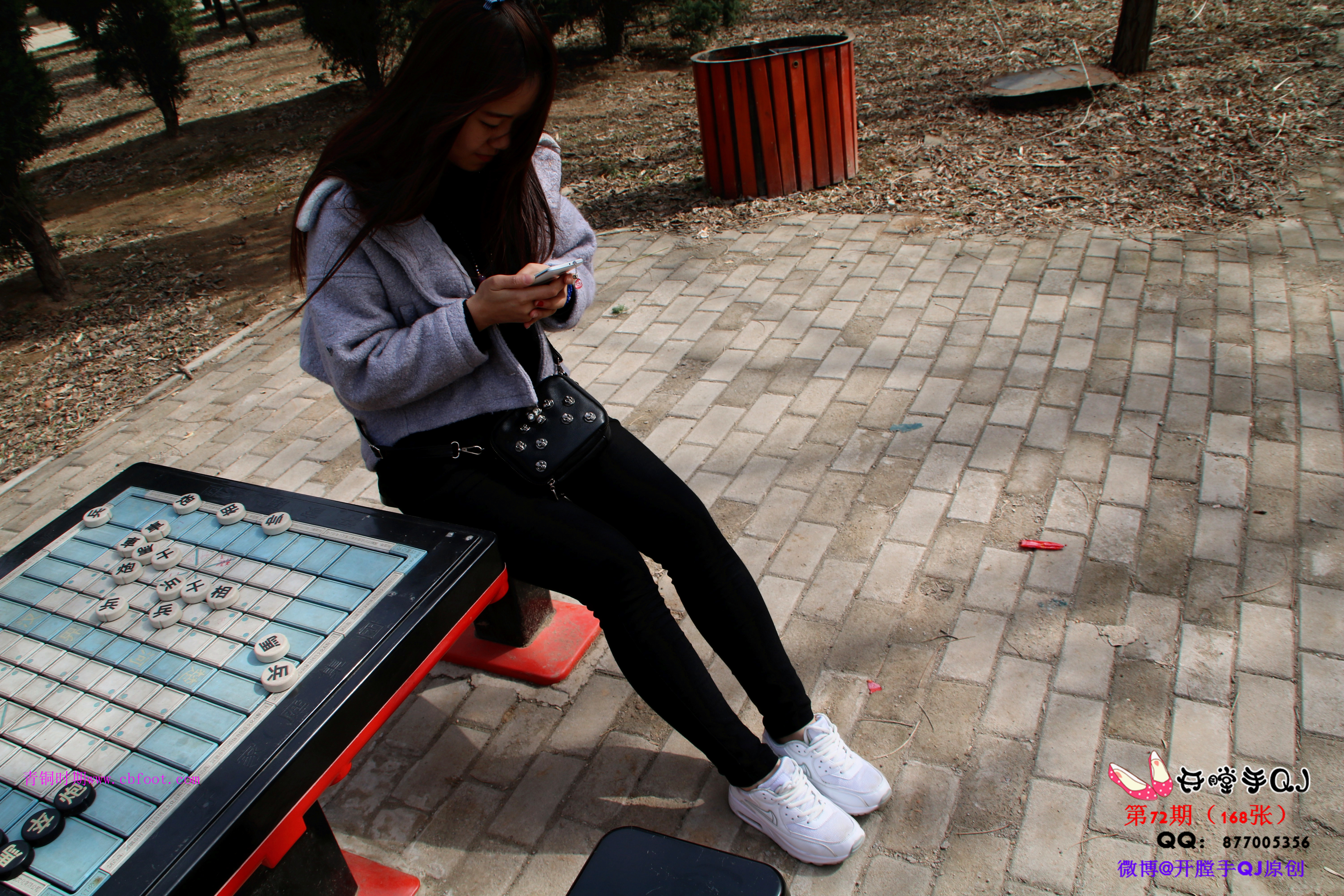 《公园锦袜约拍》作品图