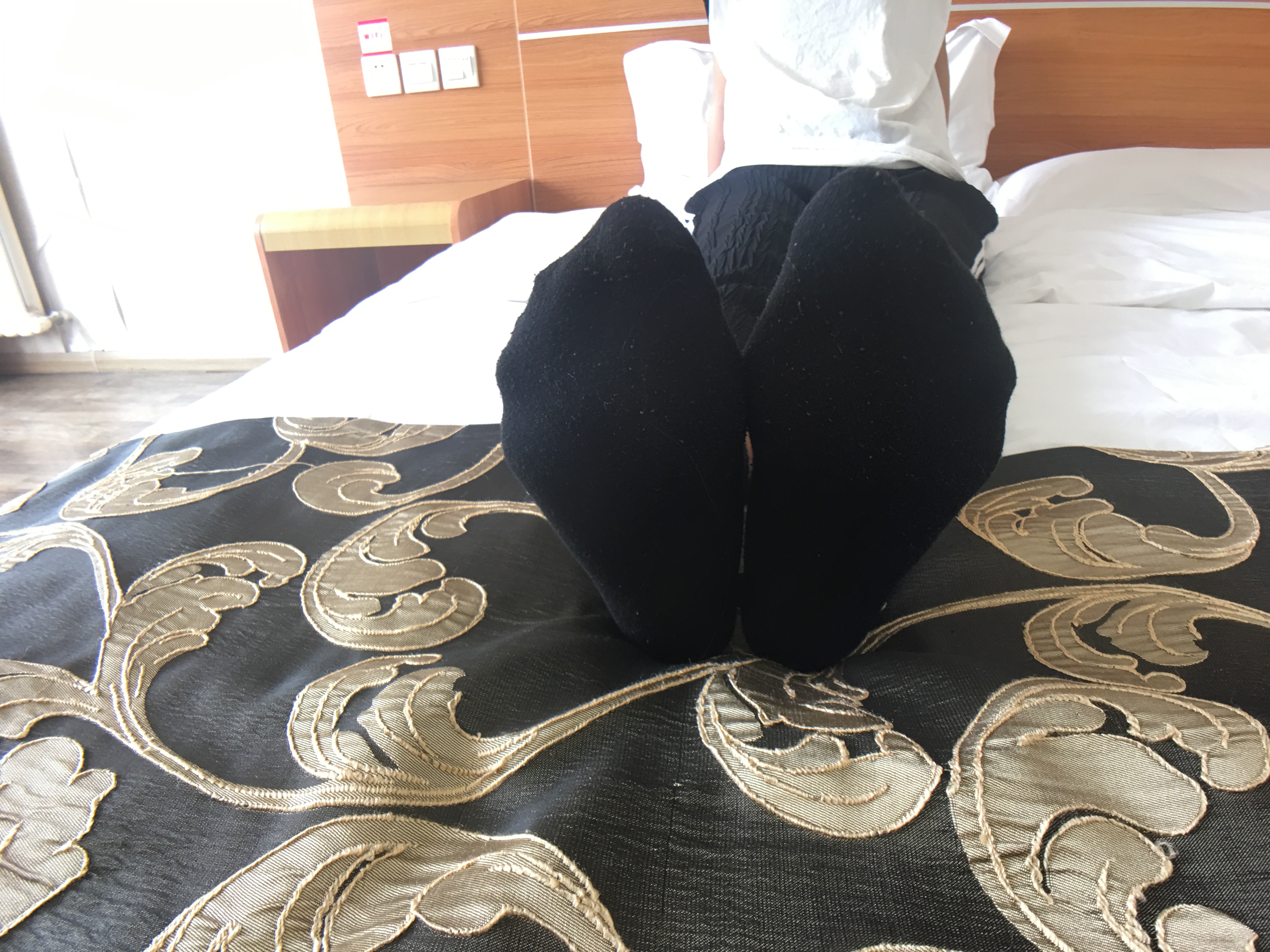 《小妹的酸臭脚丫》作品图