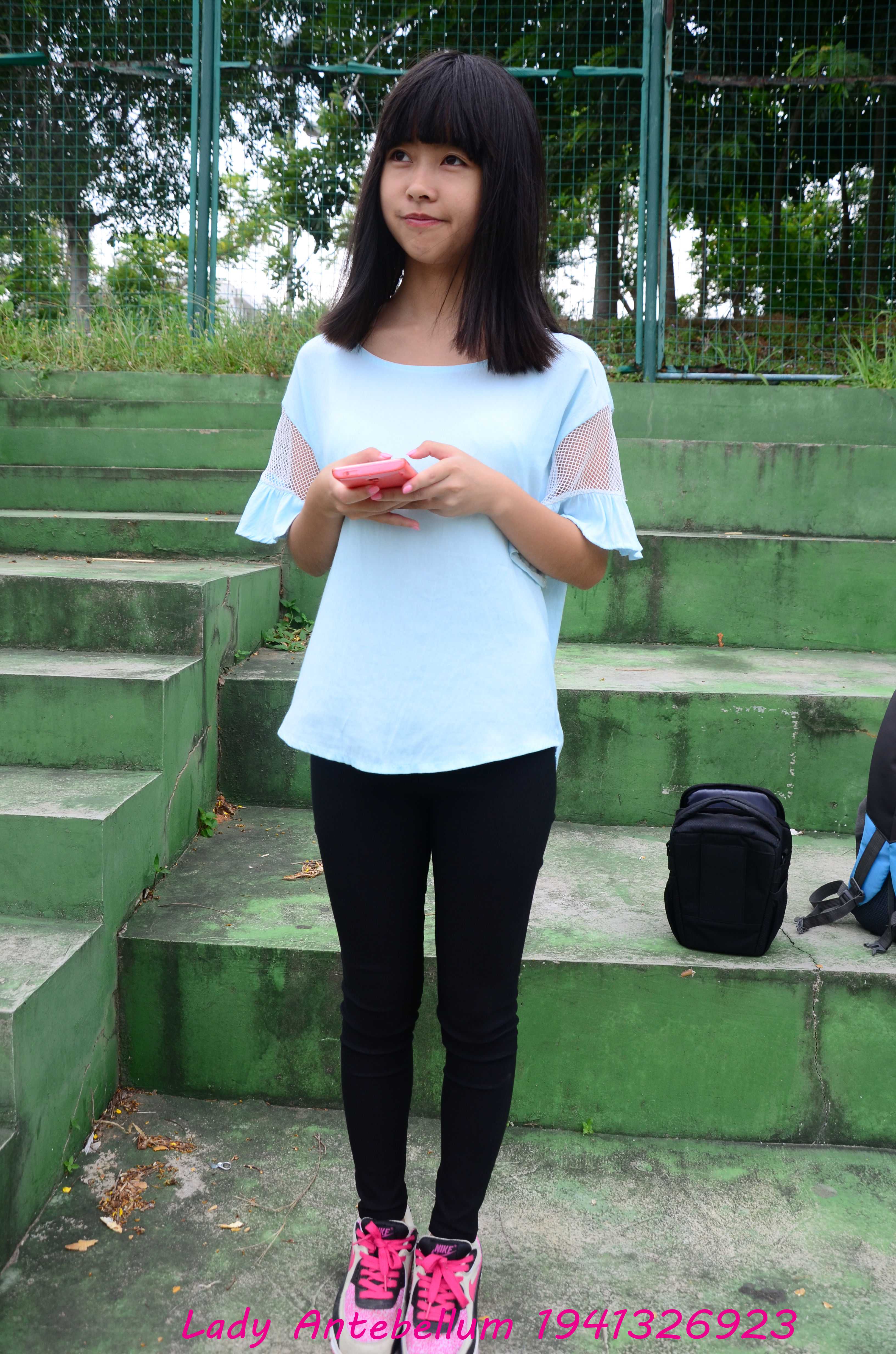 《学妹棉袜脚》作品图