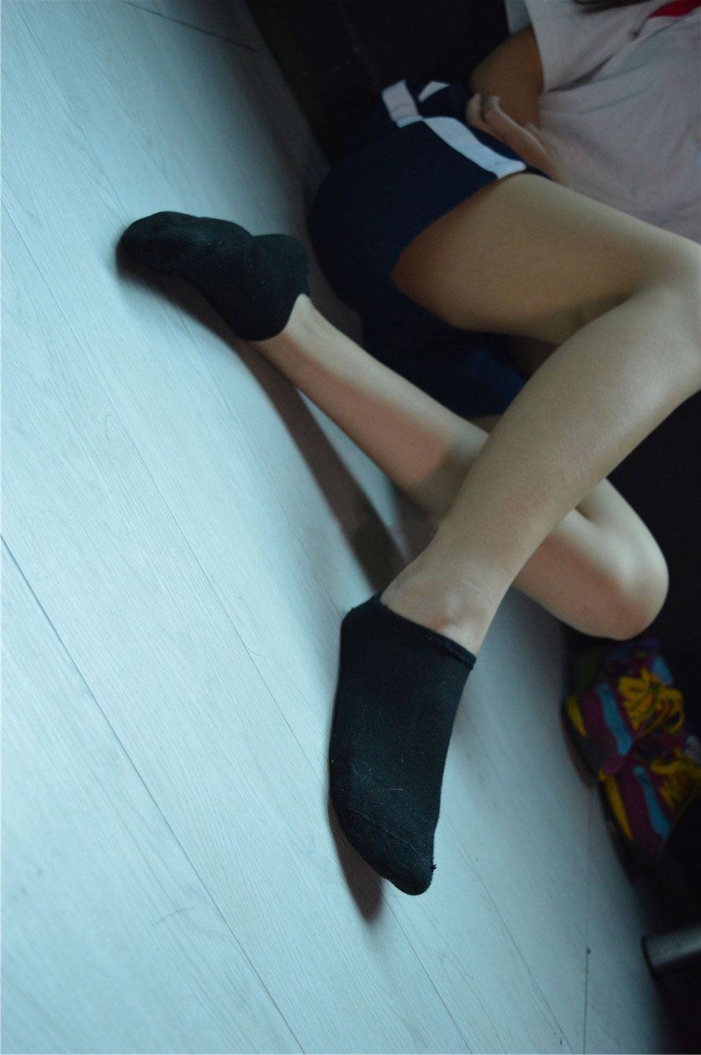 《喜欢弹吉他的学妹》作品图