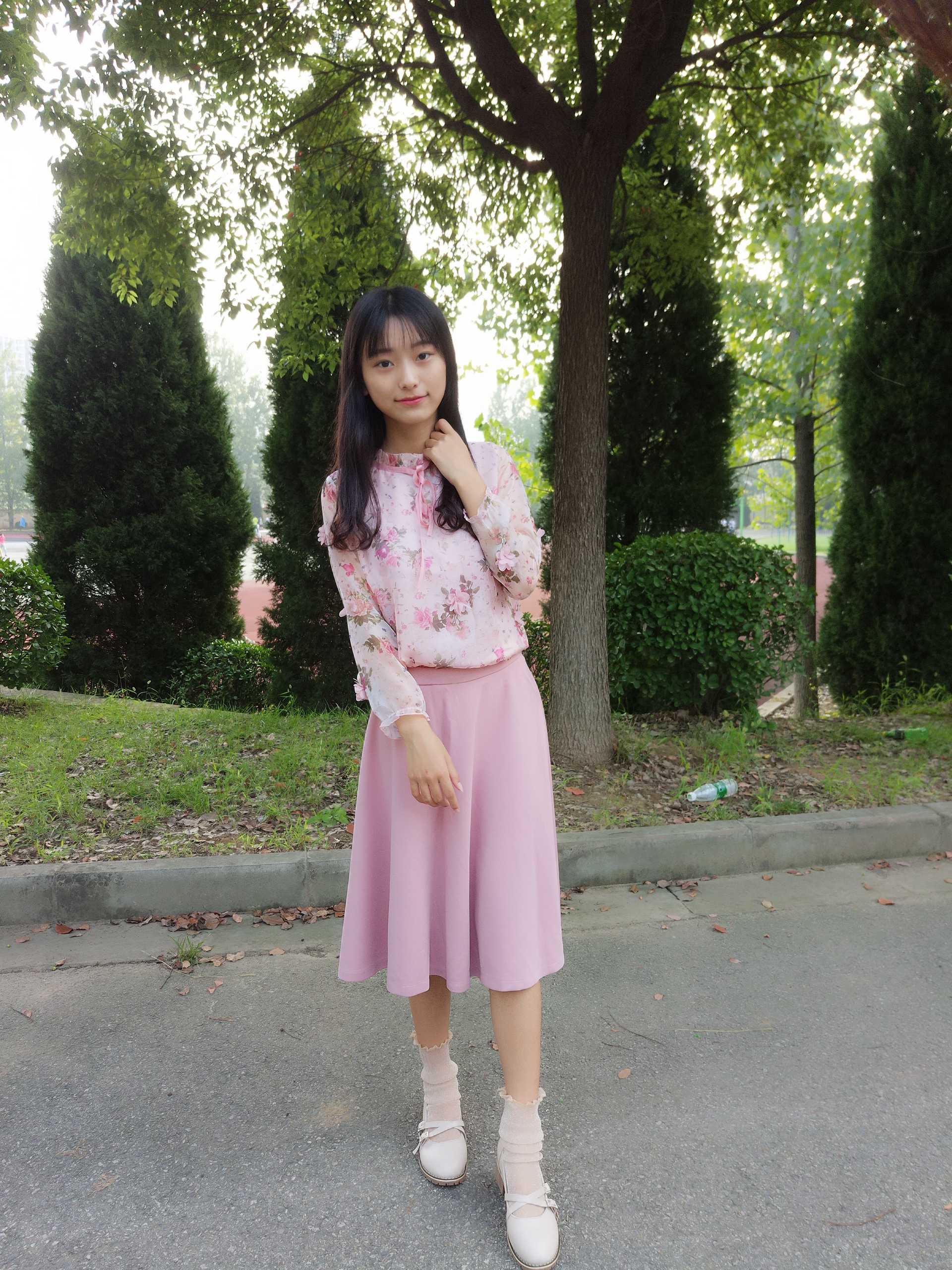 《小萌妹蓓蓓校园约拍》作品图