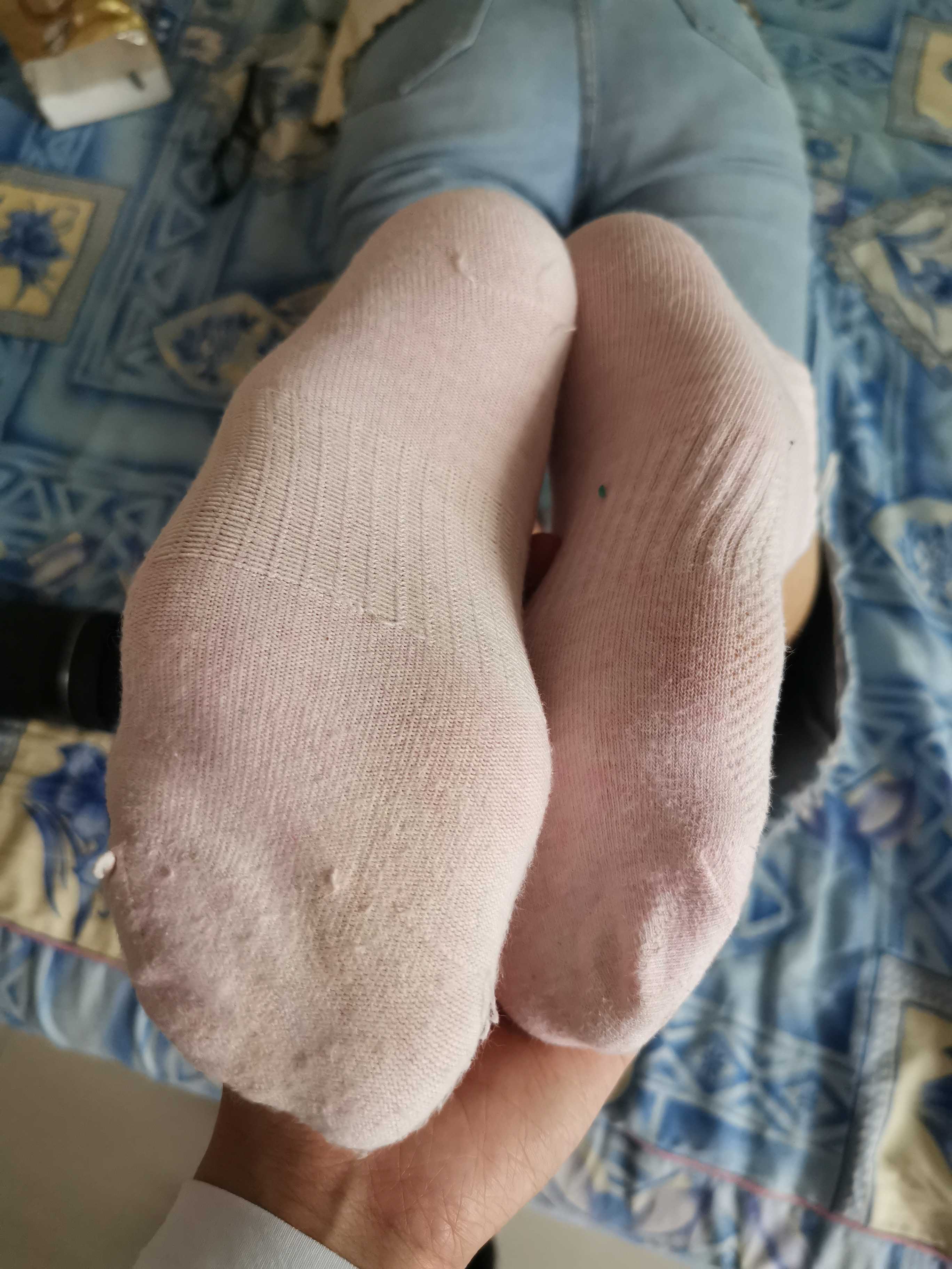 《大二学妹思思嫩足》作品图