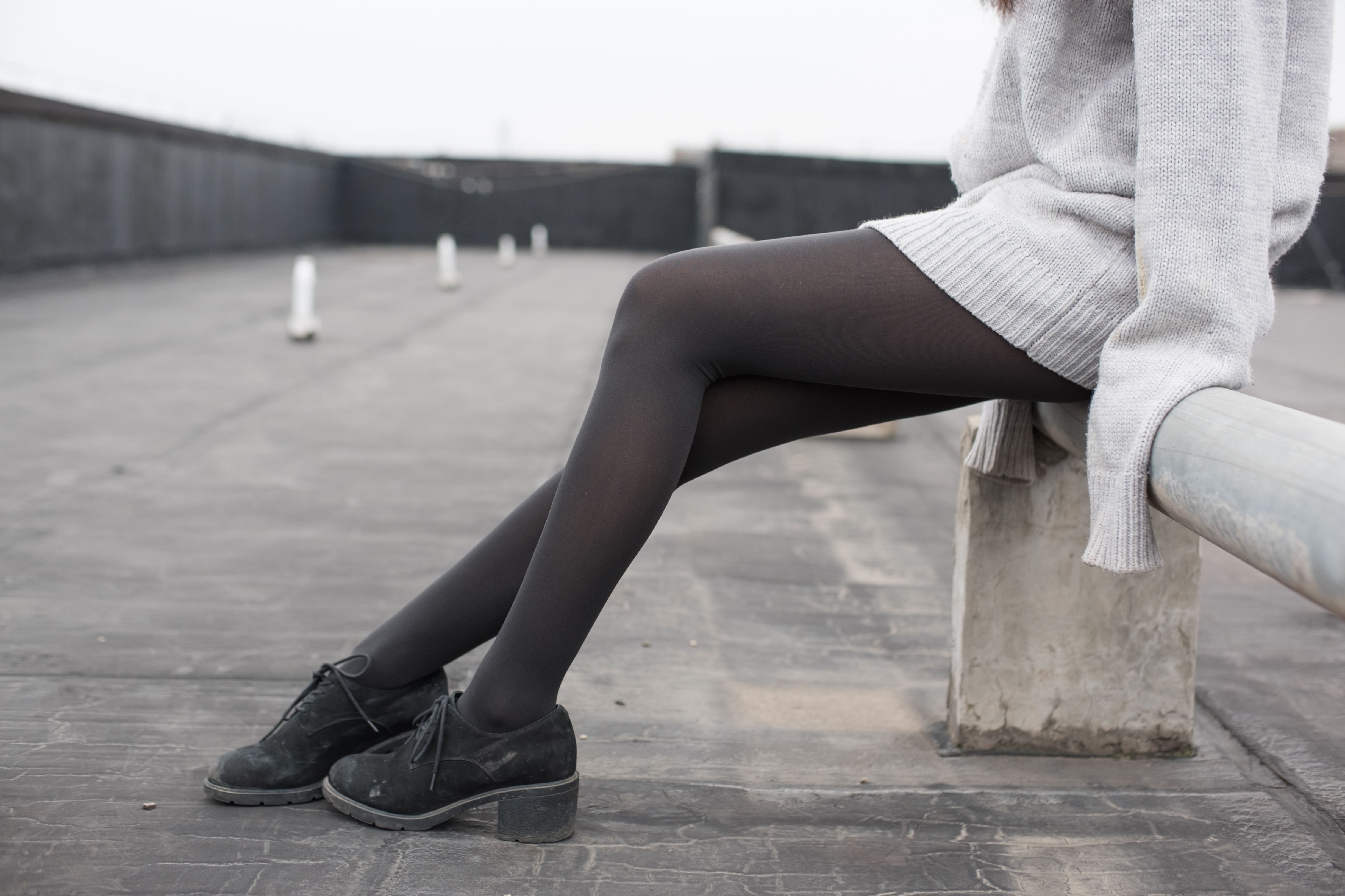 《有点害羞的学妹》作品图