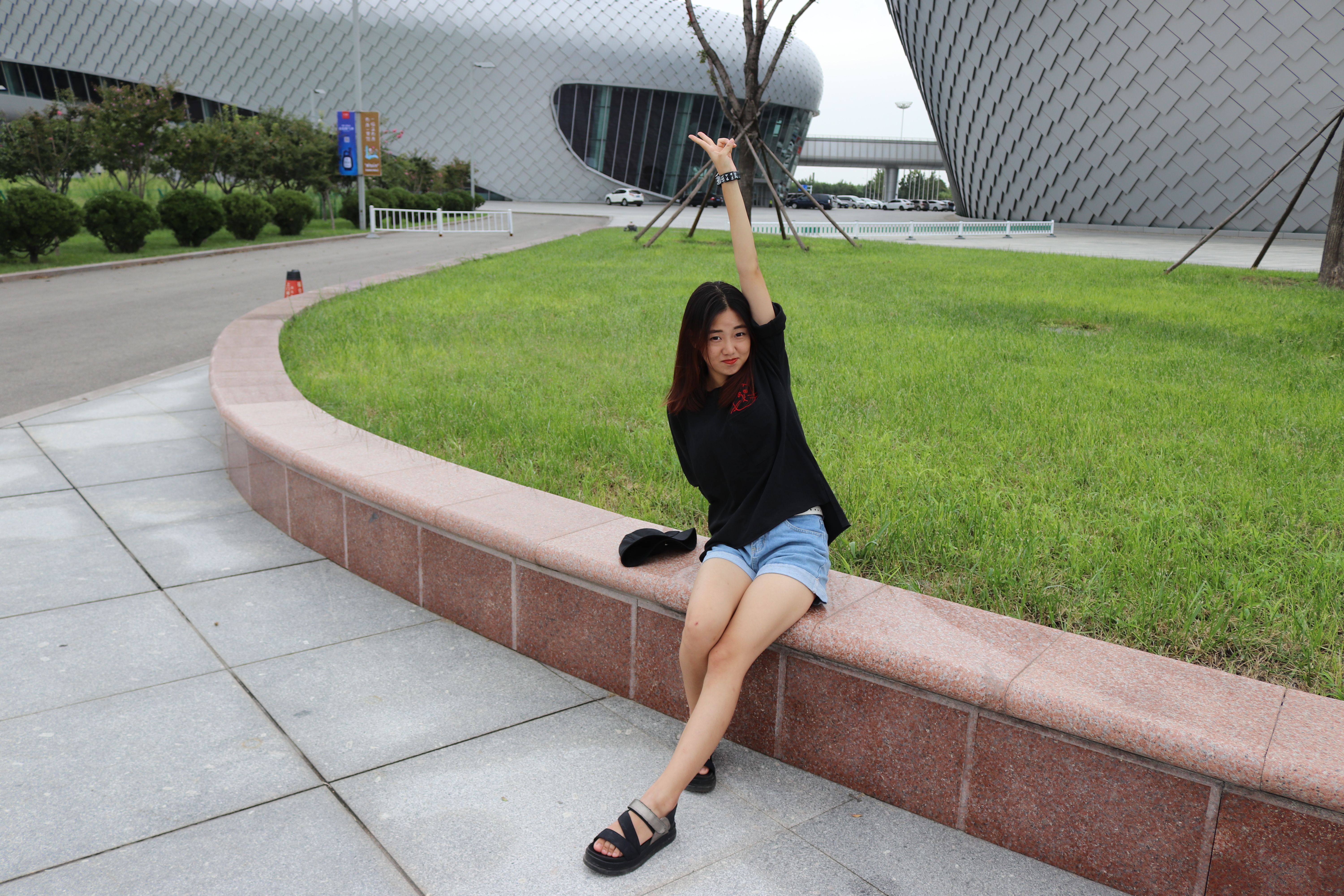 《同学的凉拖脚丫》作品图