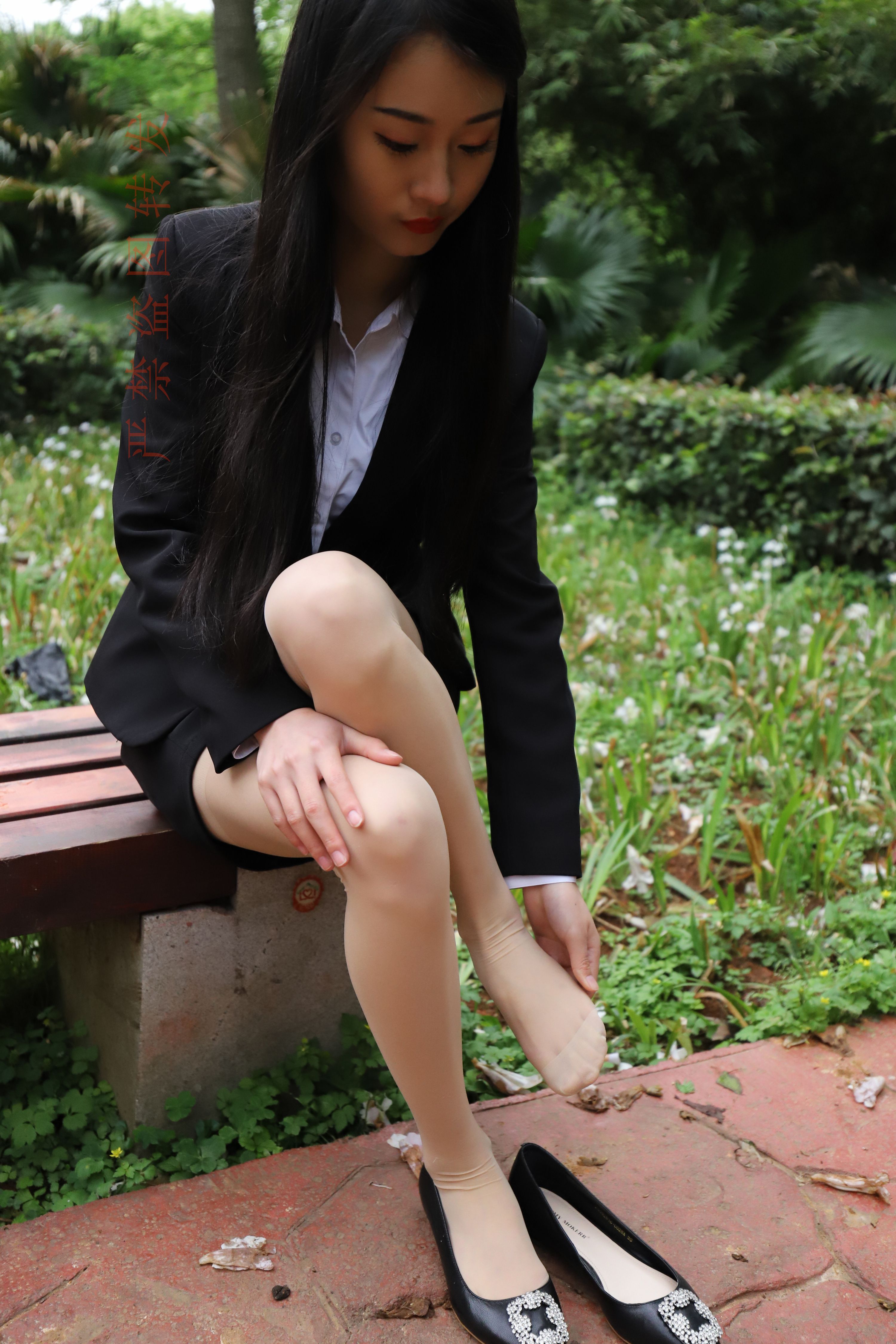 《御姐制服包裙》作品图