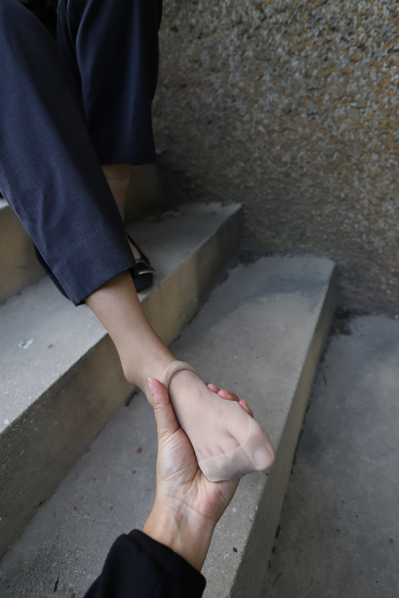 《学妹职业装制服丝袜脚》作品图