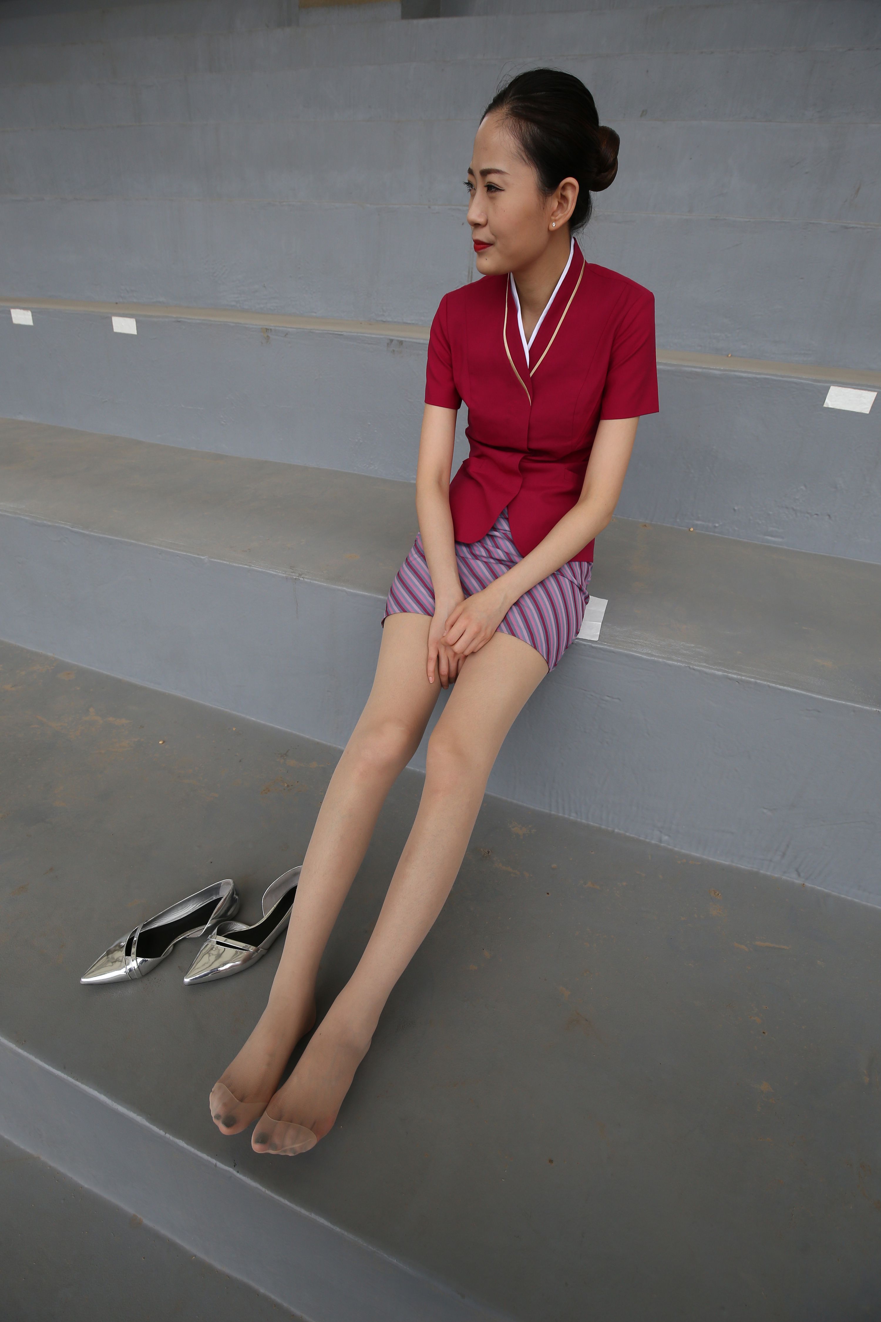 《学院空姐制服丝脚下》作品图