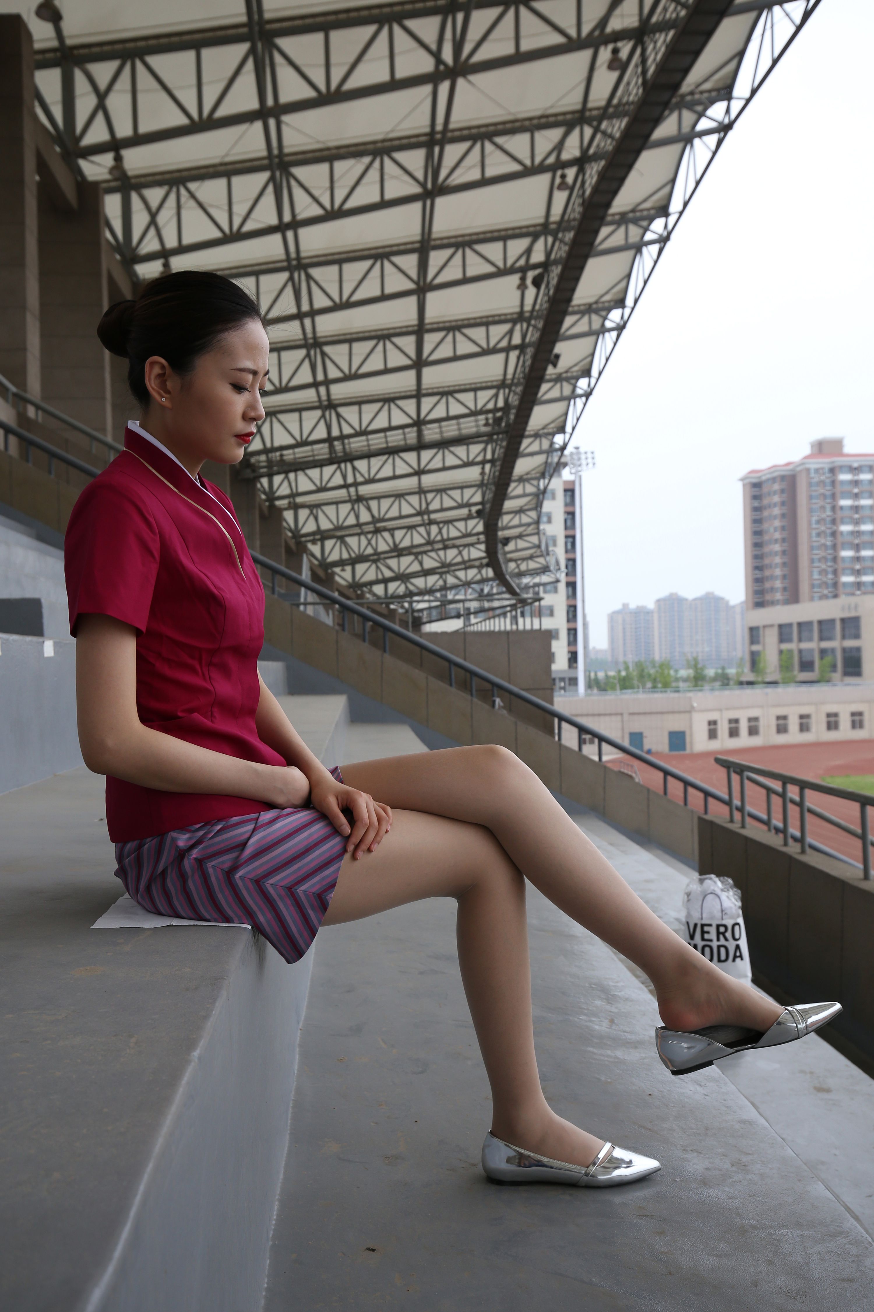 《学院空姐制服丝脚下》作品图