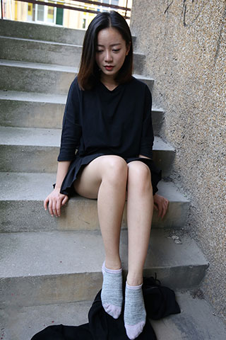 小姐姐裸足の棉袜脚