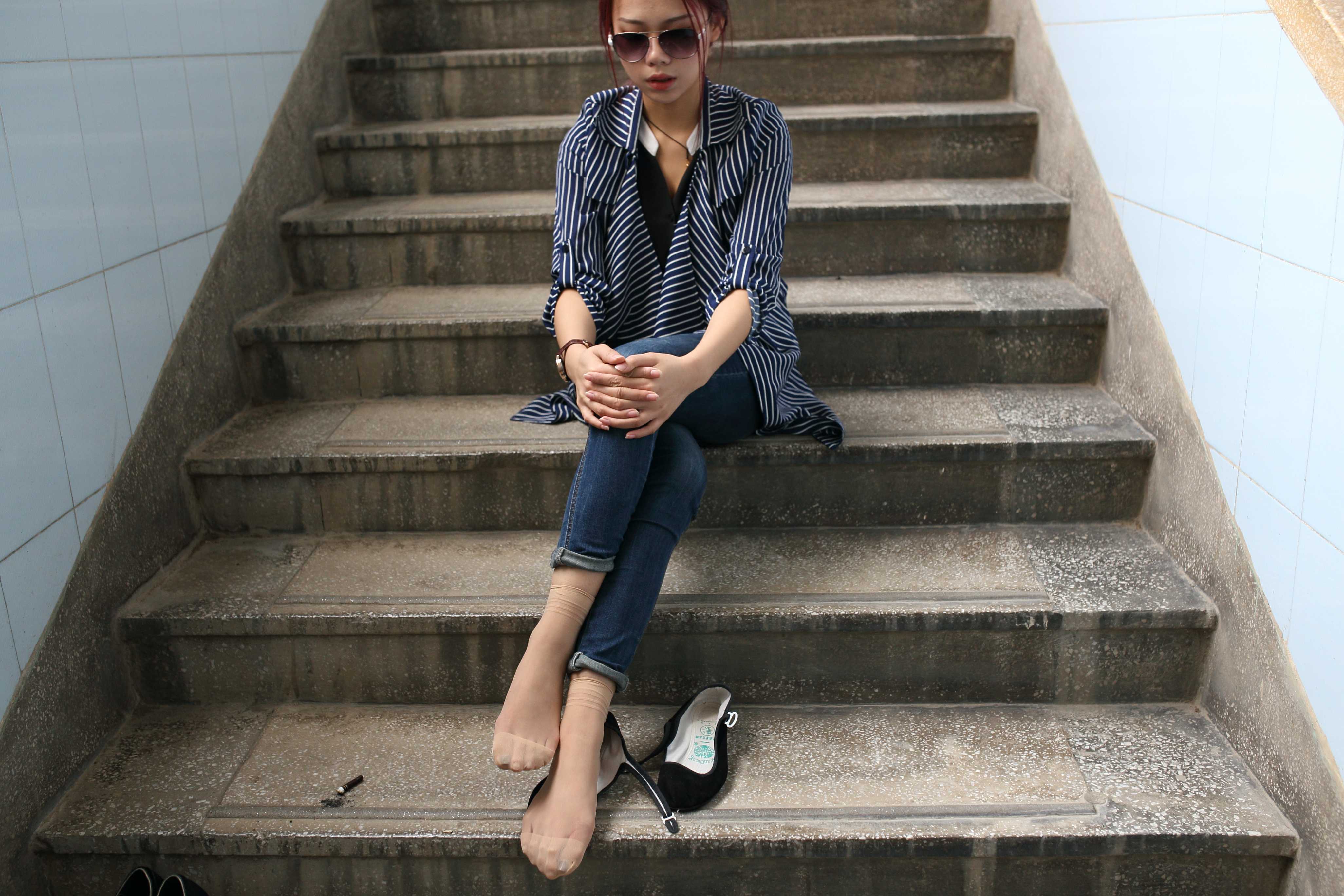 《妩媚姐姐脚丫》作品图