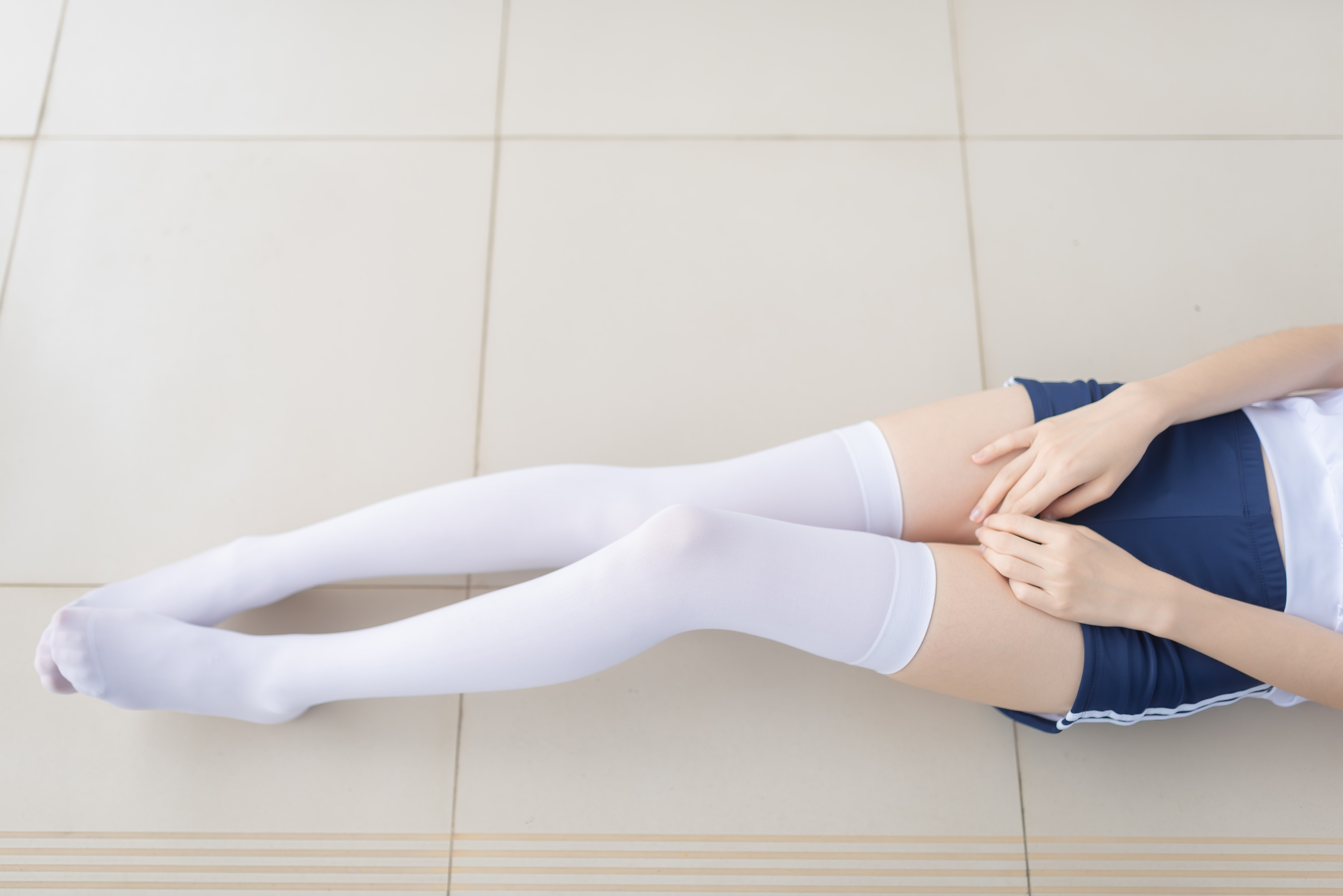 《足球宝贝装》作品图