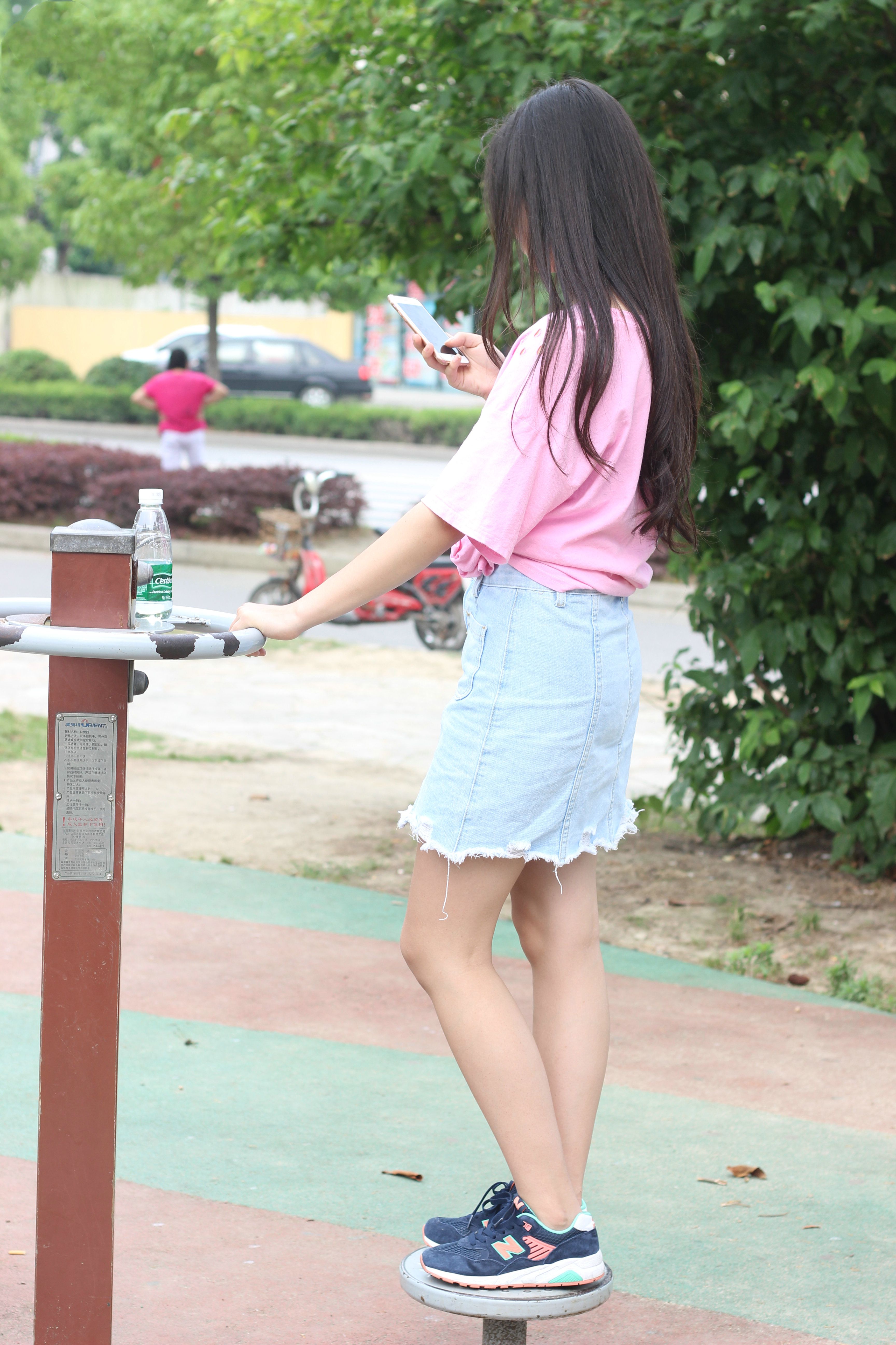 《发黄的酸臭棉袜脚》作品图