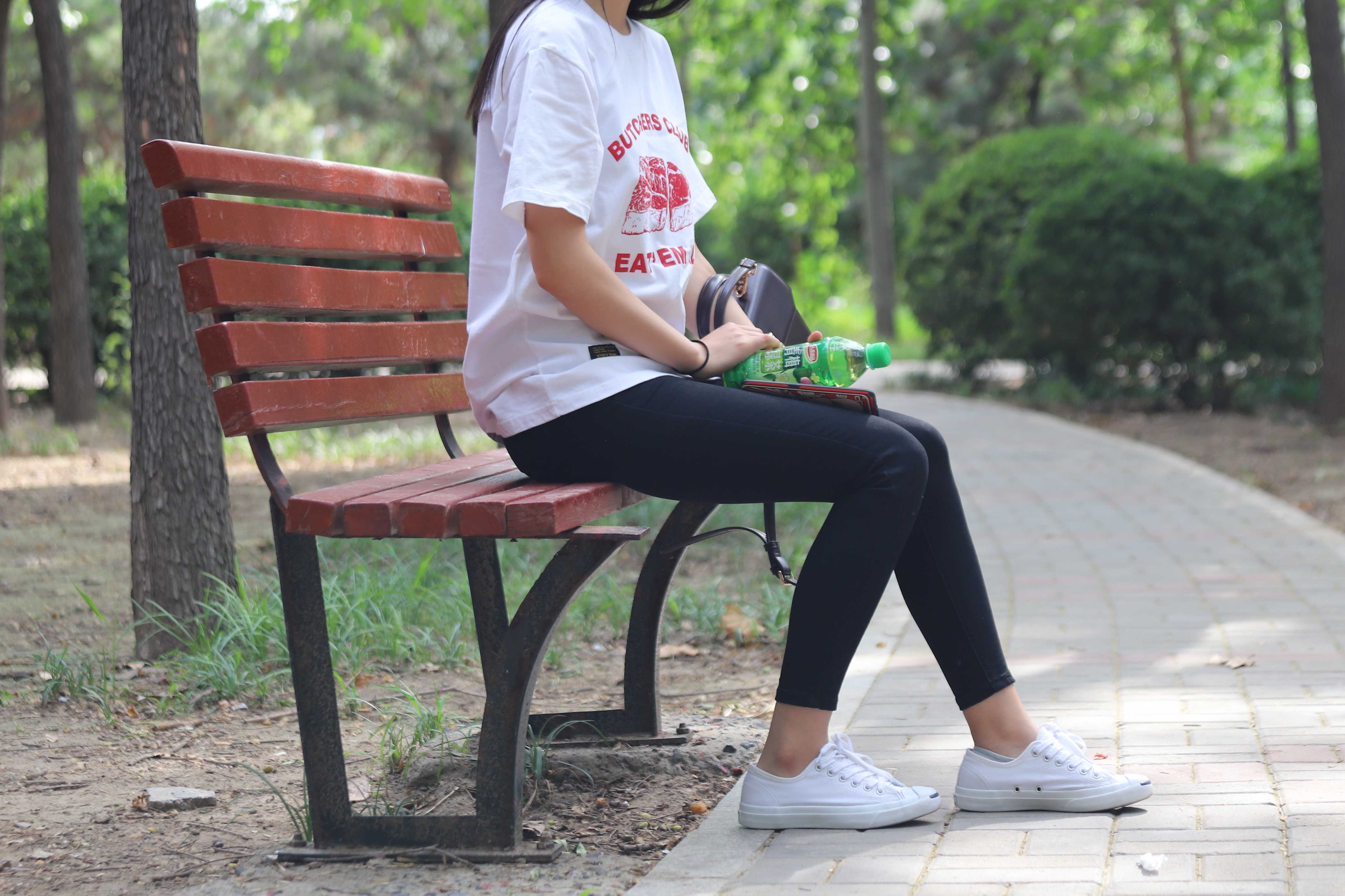 《公园游玩》作品图