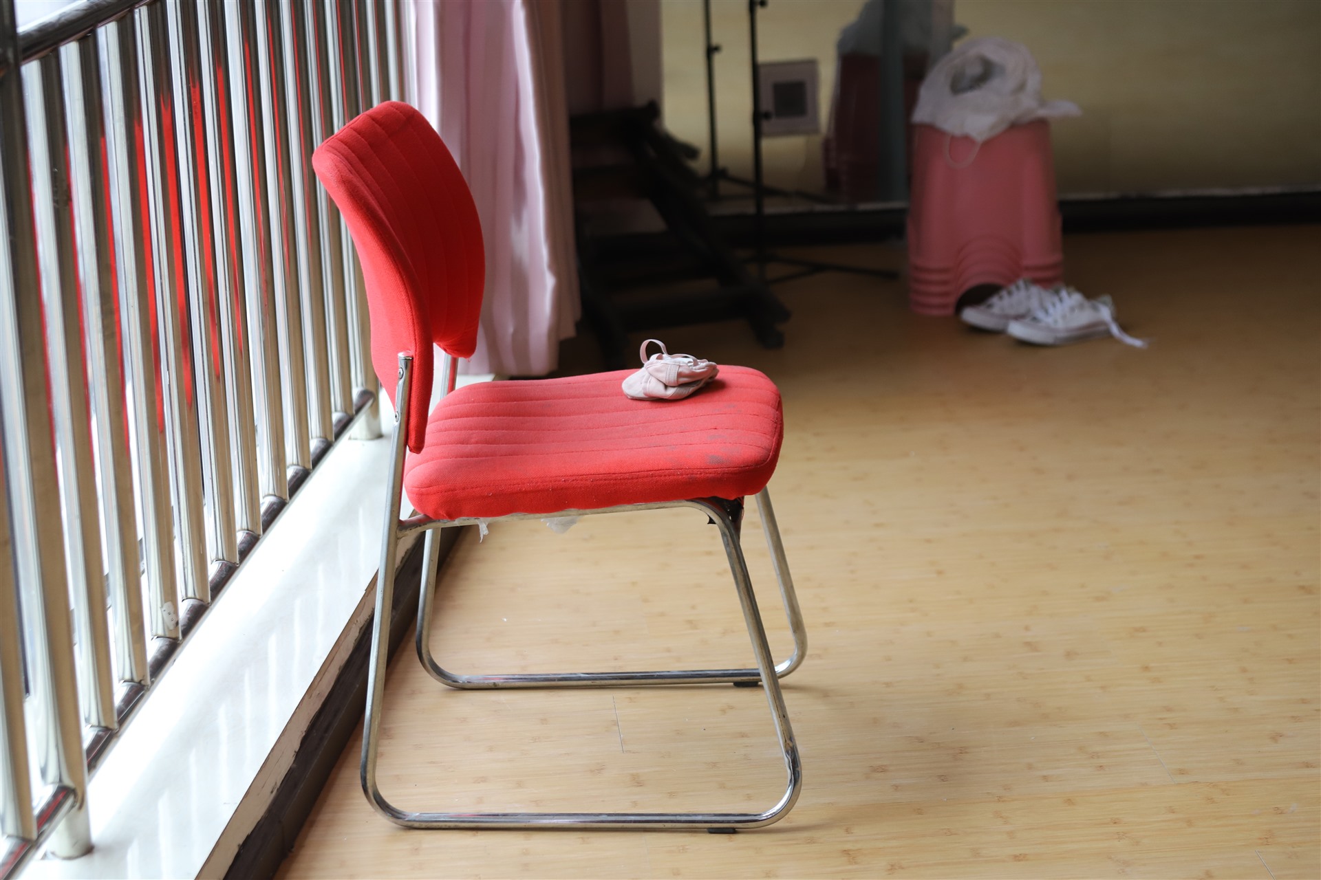 《棉袜脚丫练舞+视频一部》作品图