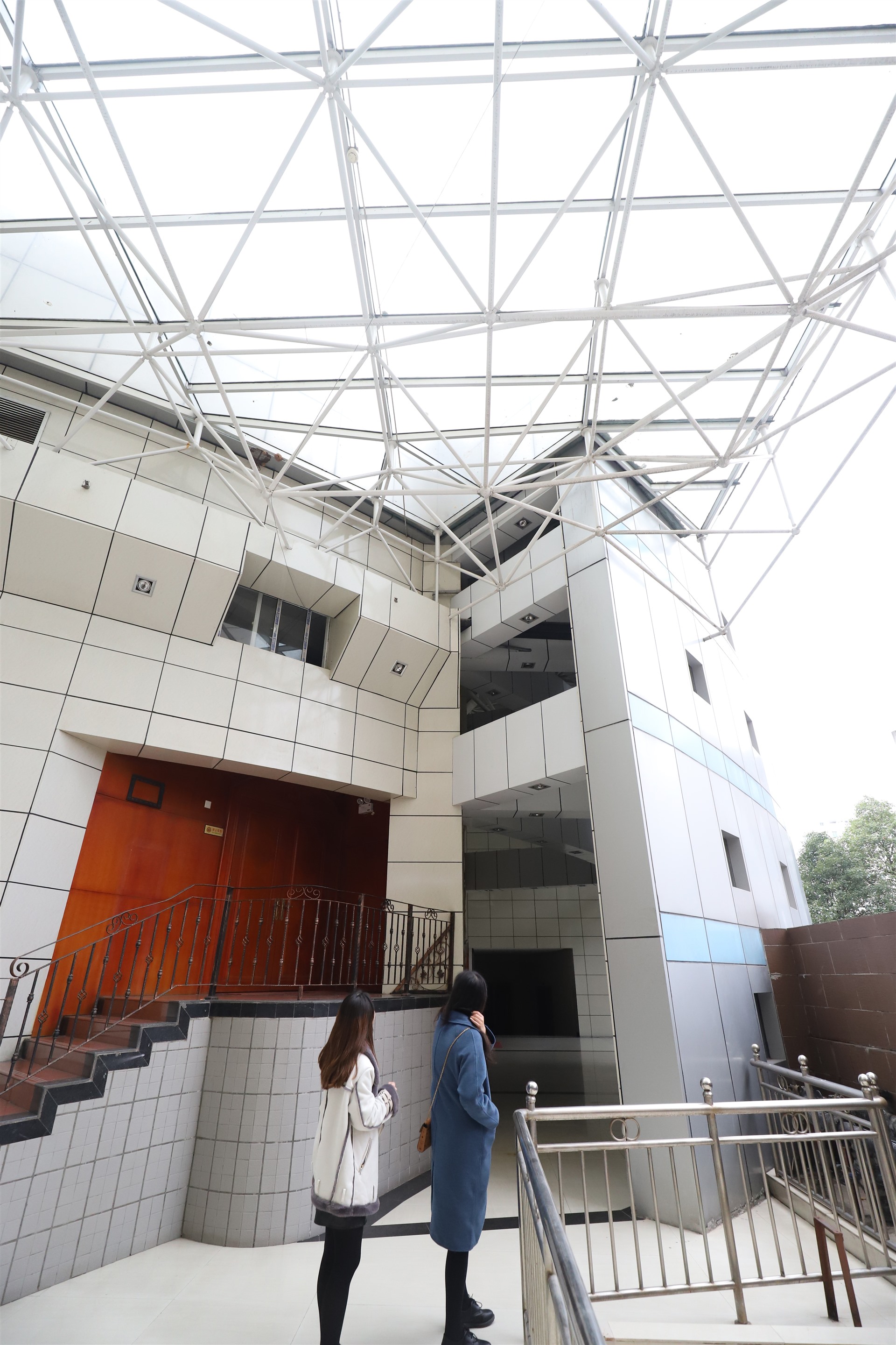 《双人丝袜の裸足脚丫》作品图