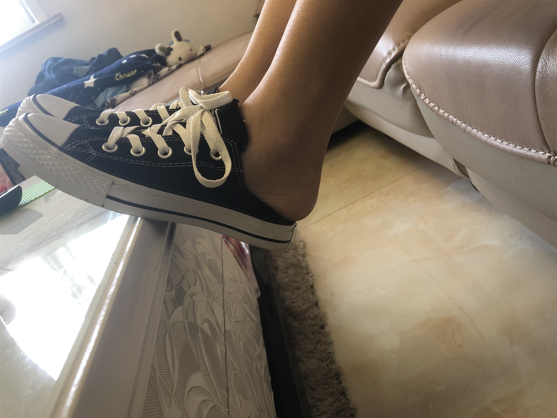 《女同学来做客の丝袜脚丫》作品图