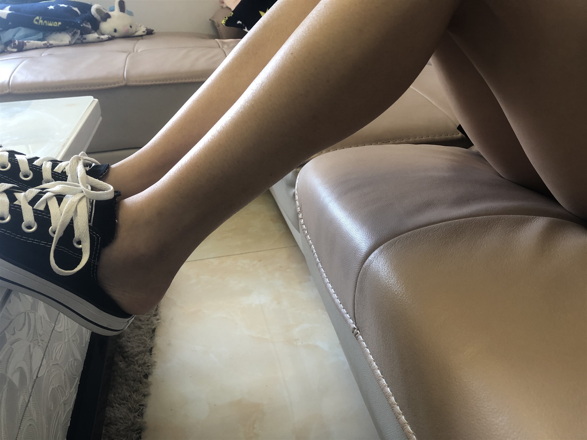 《女同学来做客の丝袜脚丫》作品图