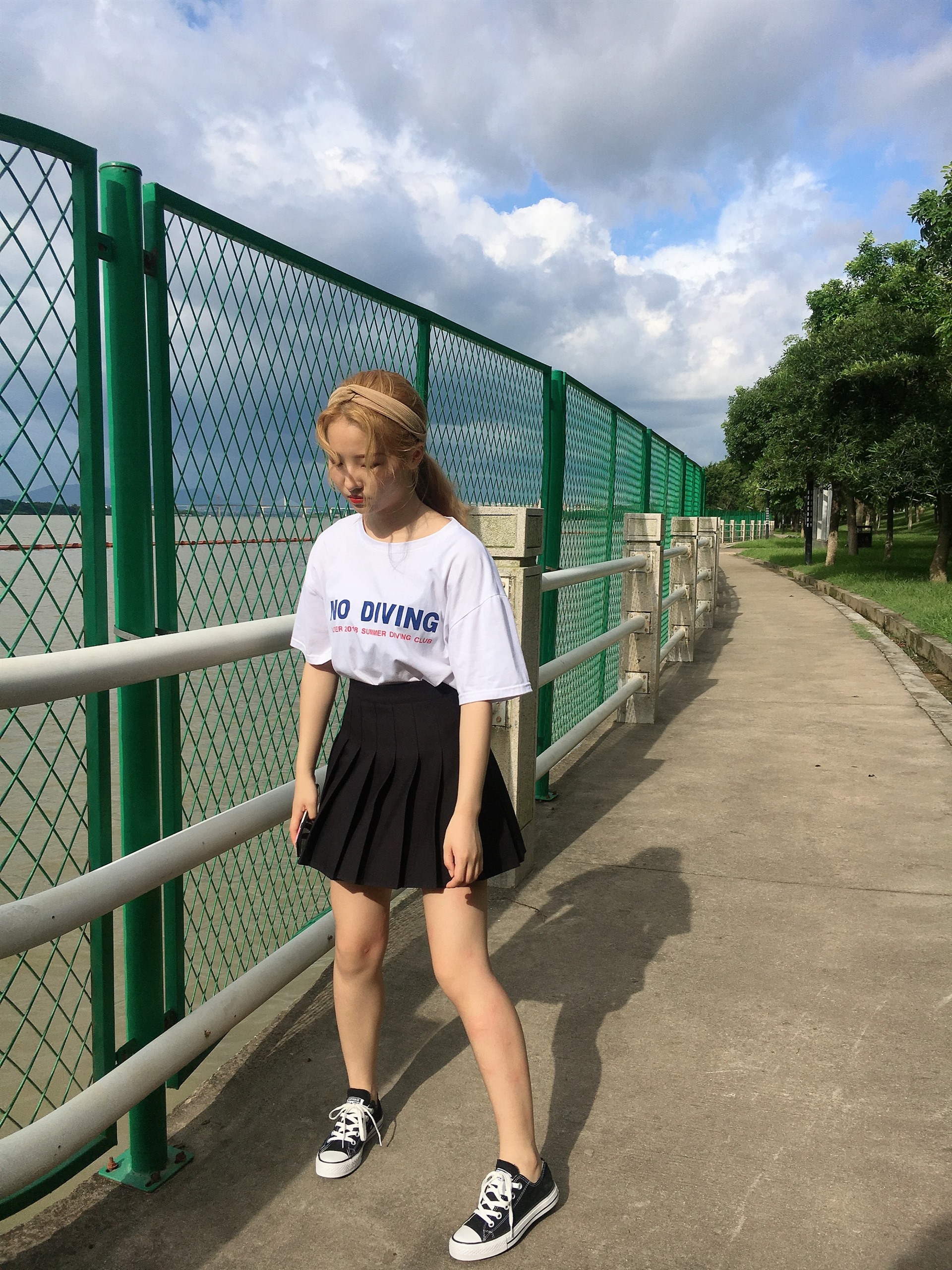 《小姐姐公园踏青第二期》作品图