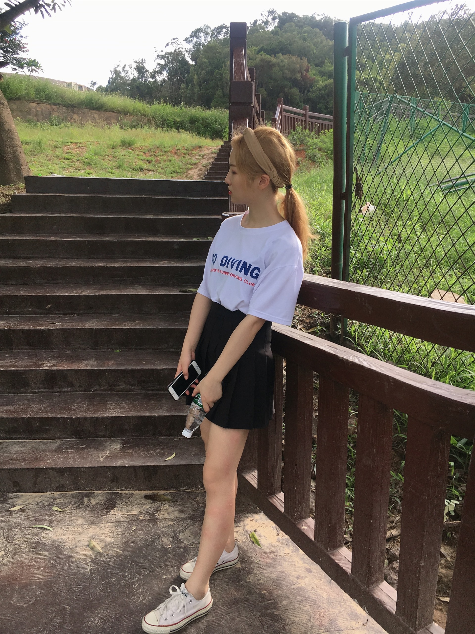 《小姐姐公园踏青第二期》作品图