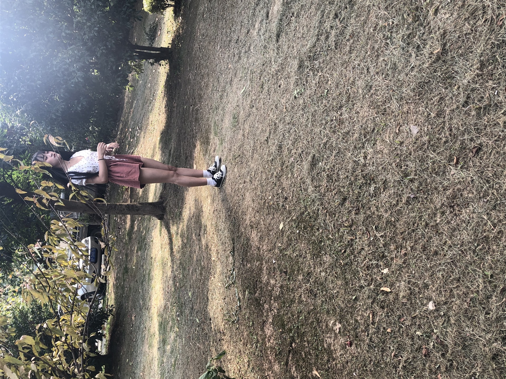 《学妹换帆布鞋过程+2个视频》作品图