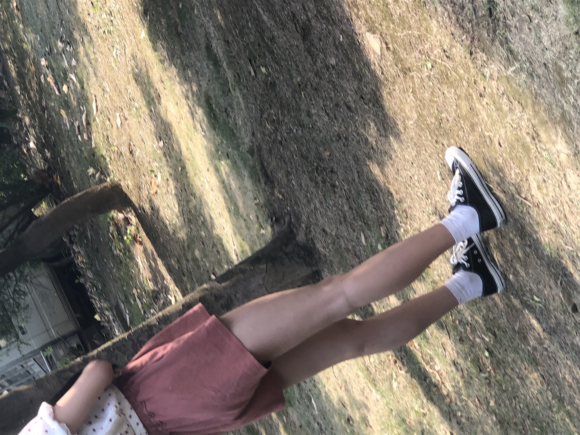 《学妹换帆布鞋过程+2个视频》作品图