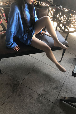 学姐长靴丝袜脚丫