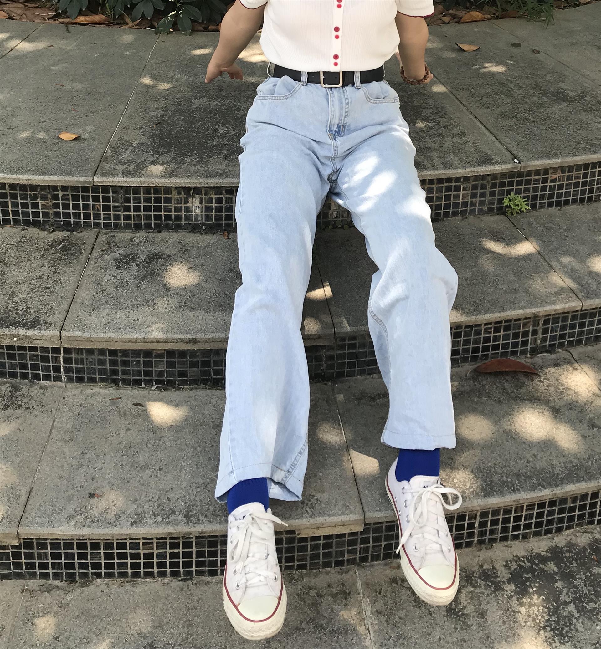 《牛仔帆布鞋の棉袜脚丫+视频2个》作品图