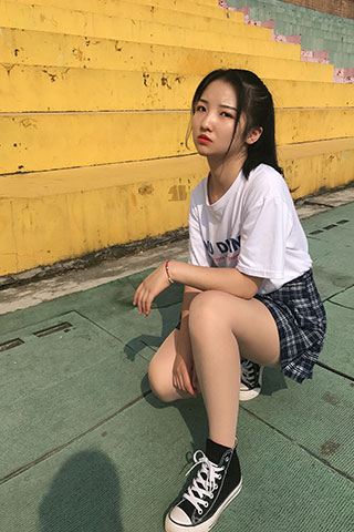 学妹操场丝袜の高帮帆布鞋