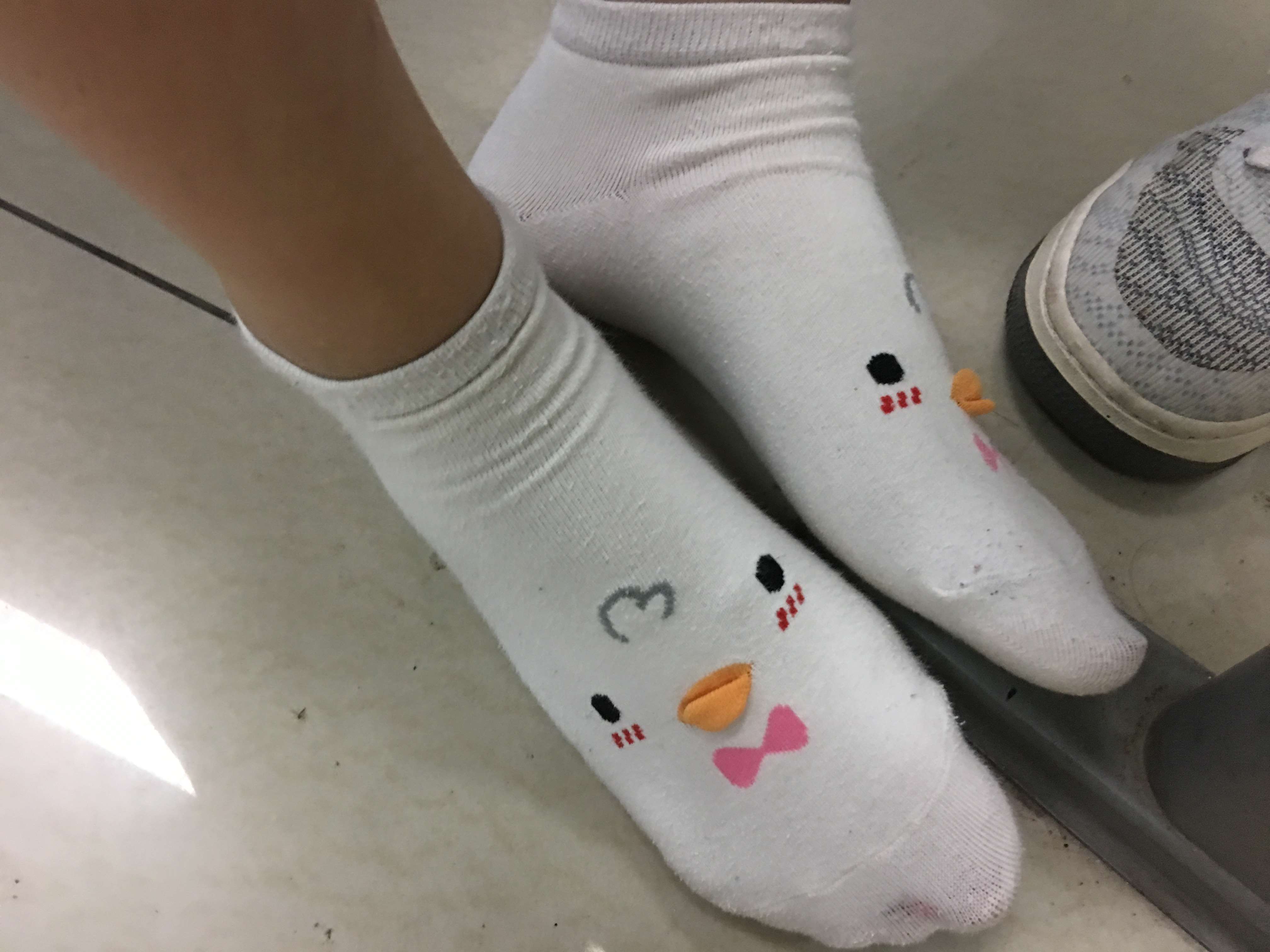 《学妹多套棉袜互换上》作品图