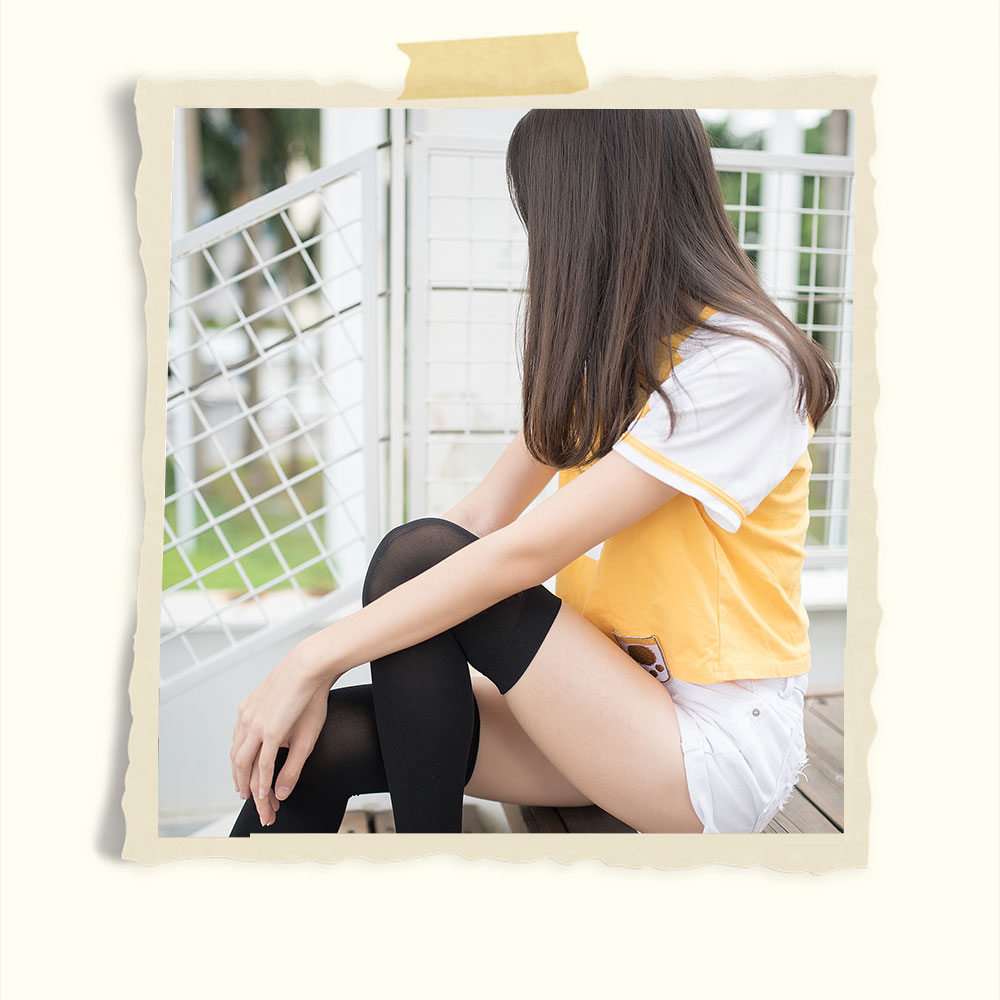 小姐姐皮鞋の黑丝袜脚丫
