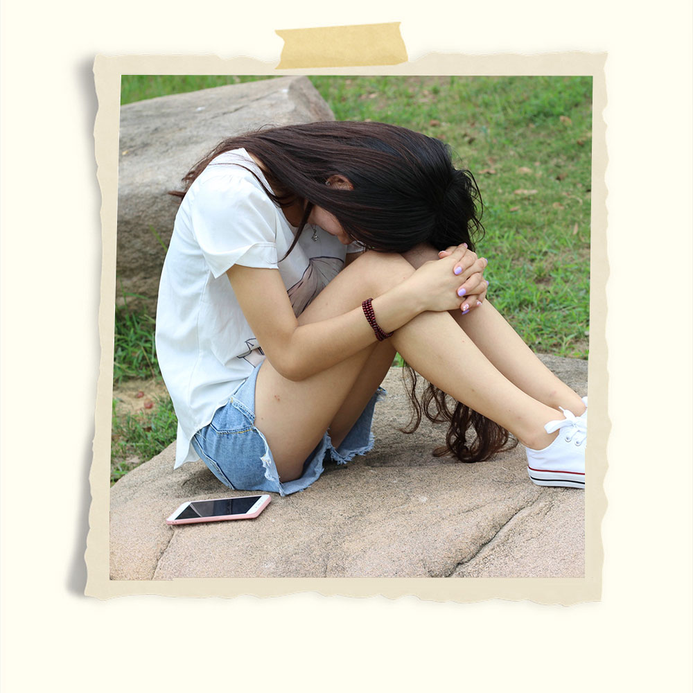 学妹热裤帆布鞋の船袜脚丫