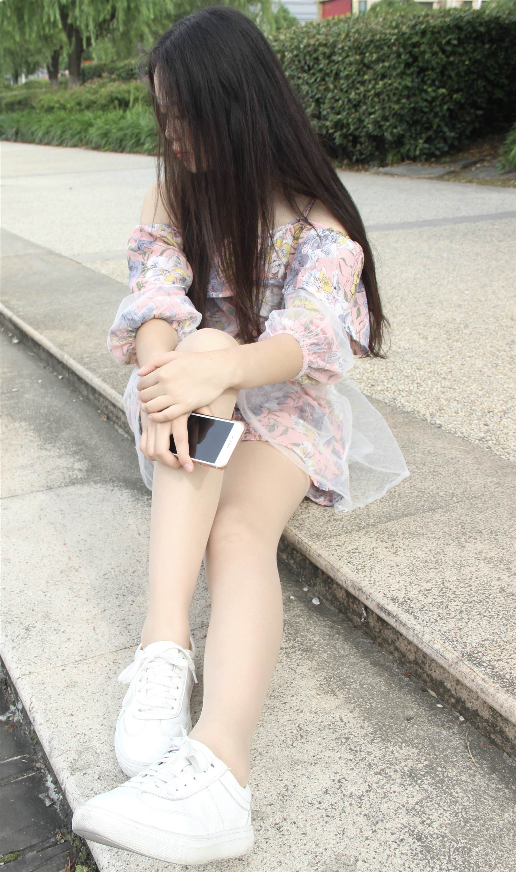 《静曼的板鞋の丝袜脚丫》作品图