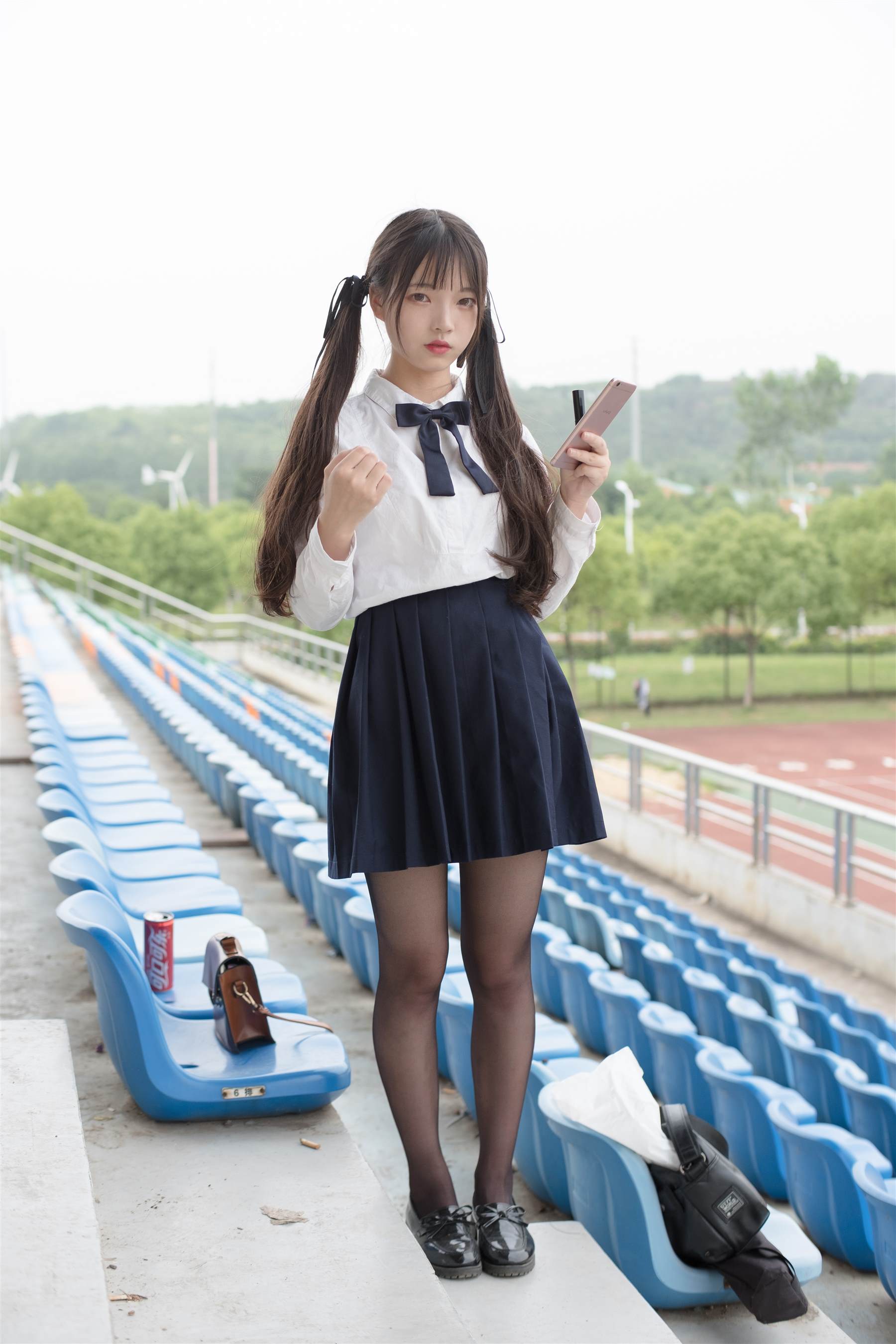 《看台天使》作品图