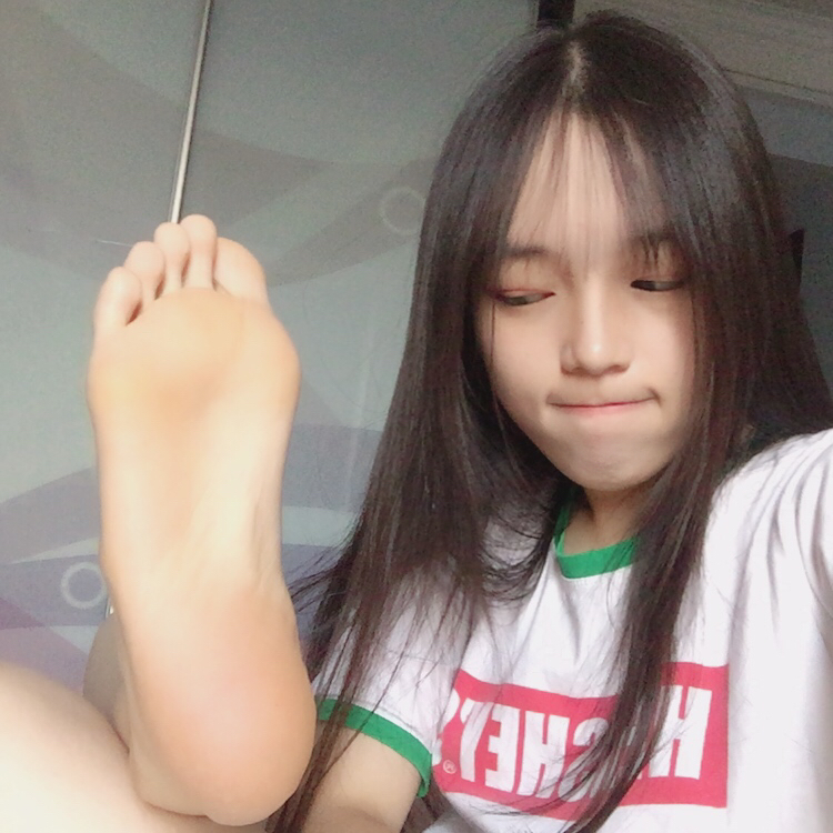 《悸动的清纯美少女》作品图