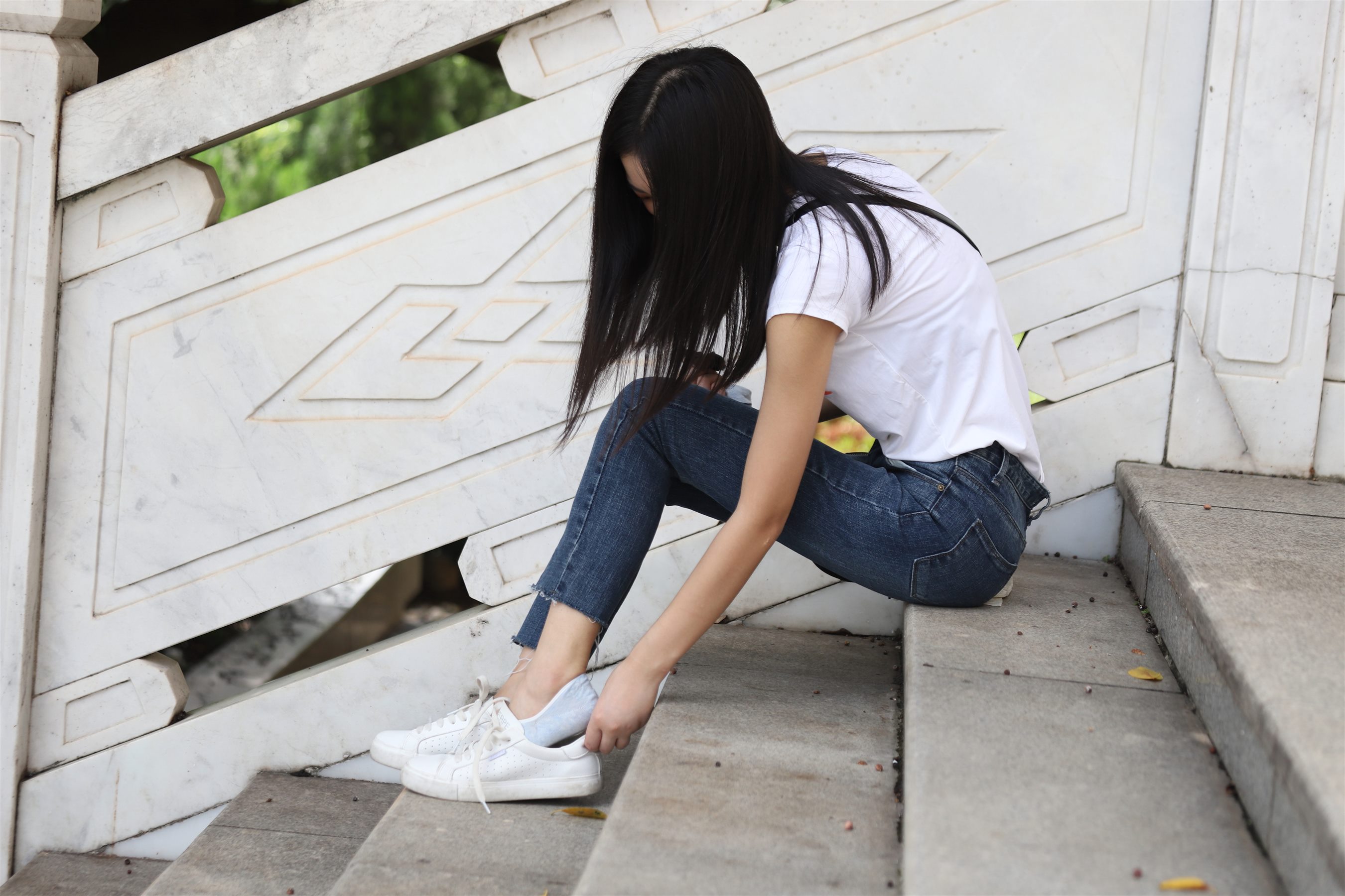 《九分牛仔の板鞋船袜脚丫上》作品图