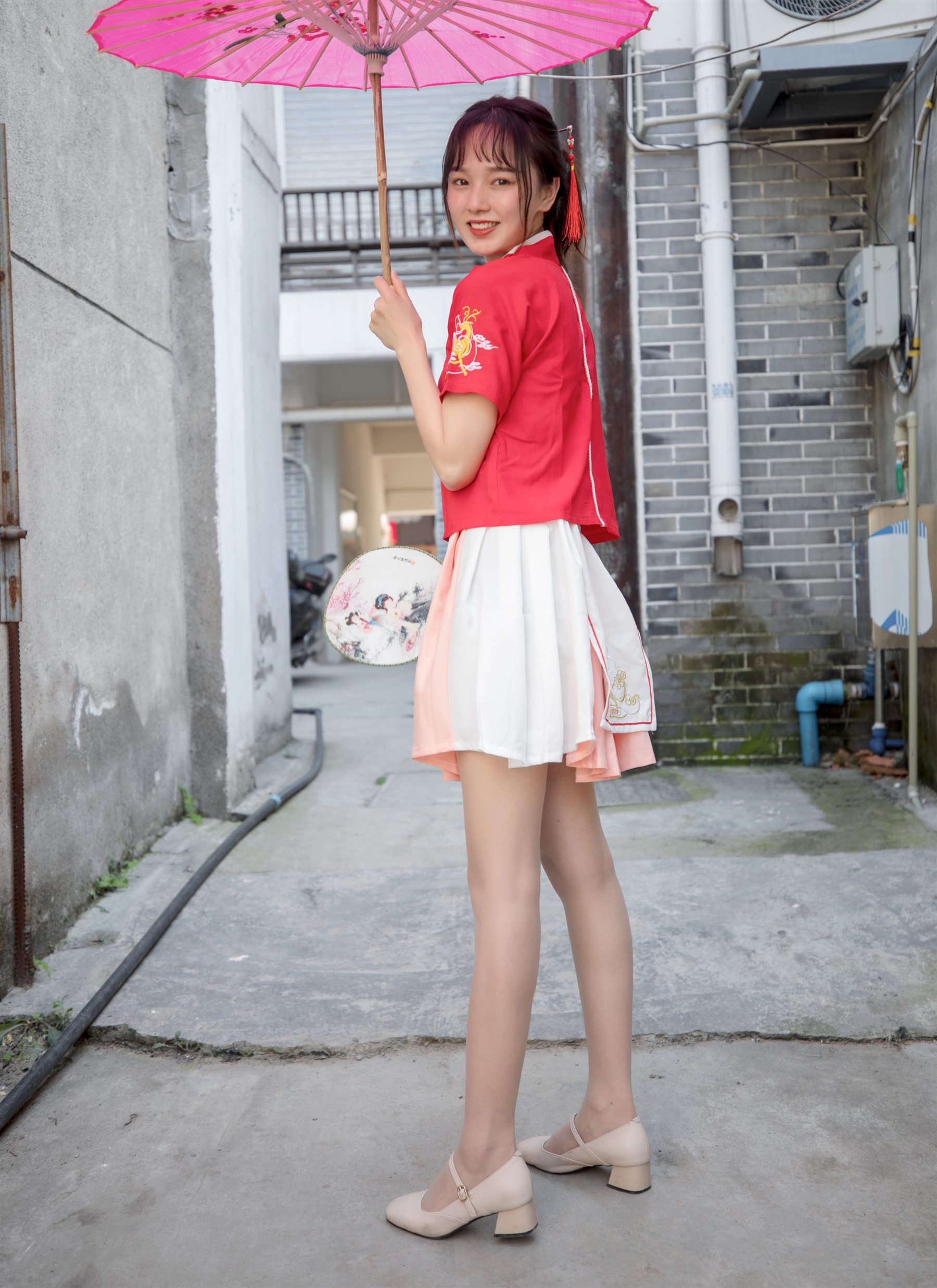 《古风汉服少女》作品图