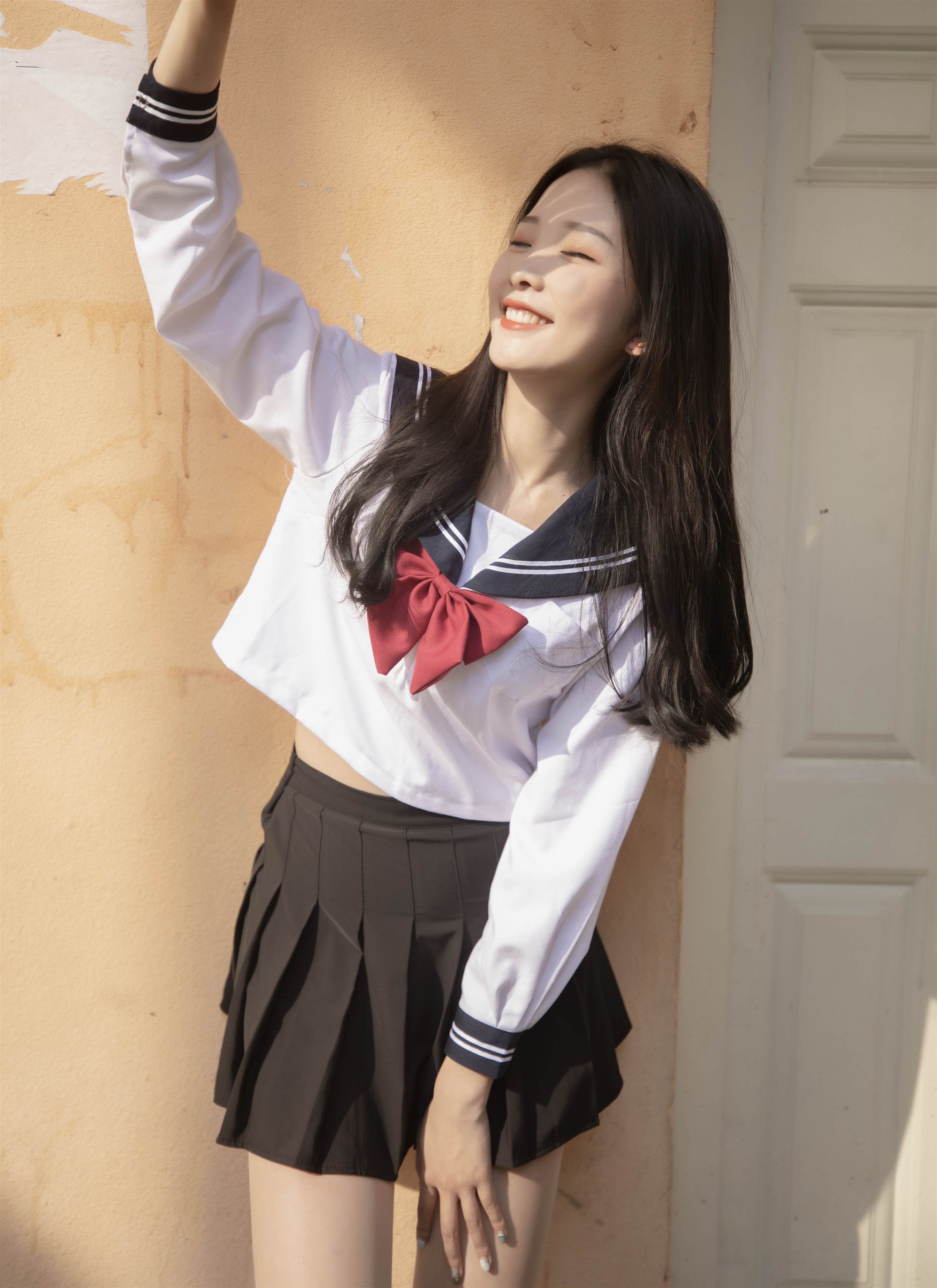 《JK制服水手服の丝袜脚丫》作品图