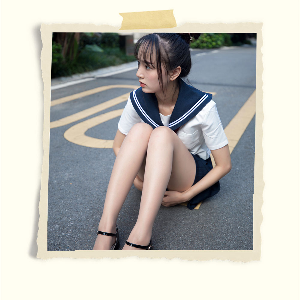 水手制服肉丝脚丫