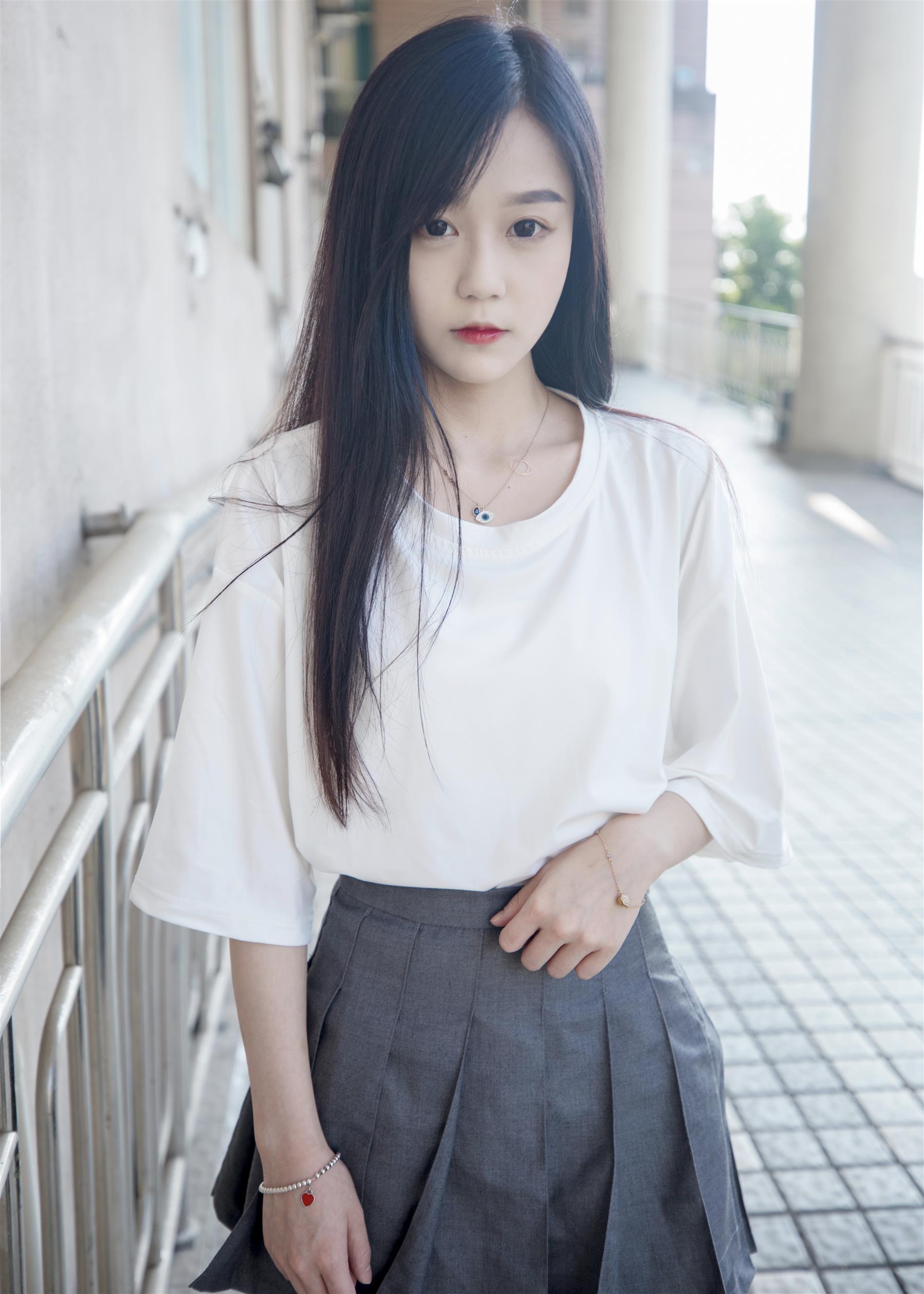 《增高鞋の肉丝脚丫+视频1个》作品图